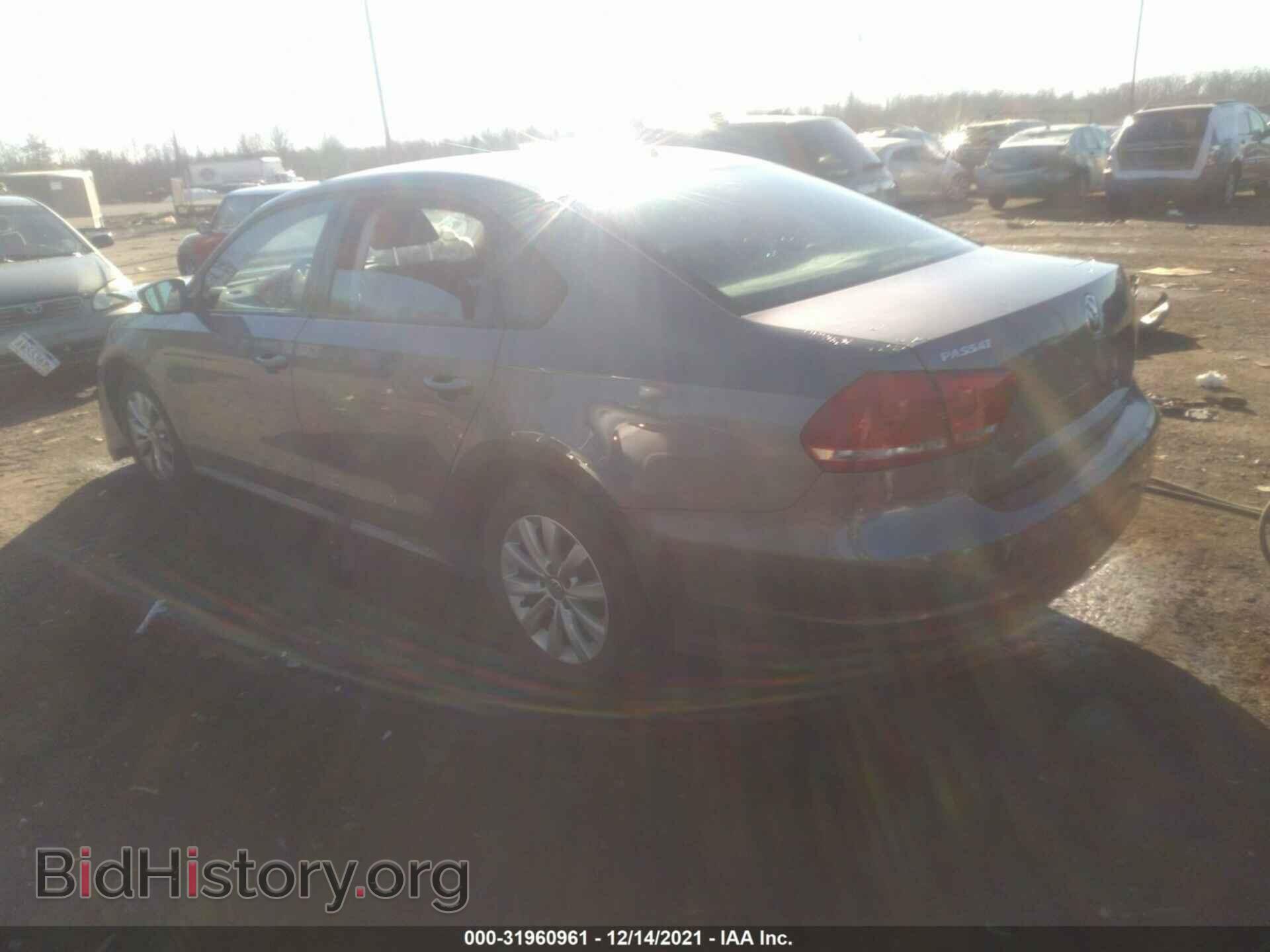 2013 VOLKSWAGEN PASSAT - VIN: 1VWAP7A33DC084267 - Фото 3