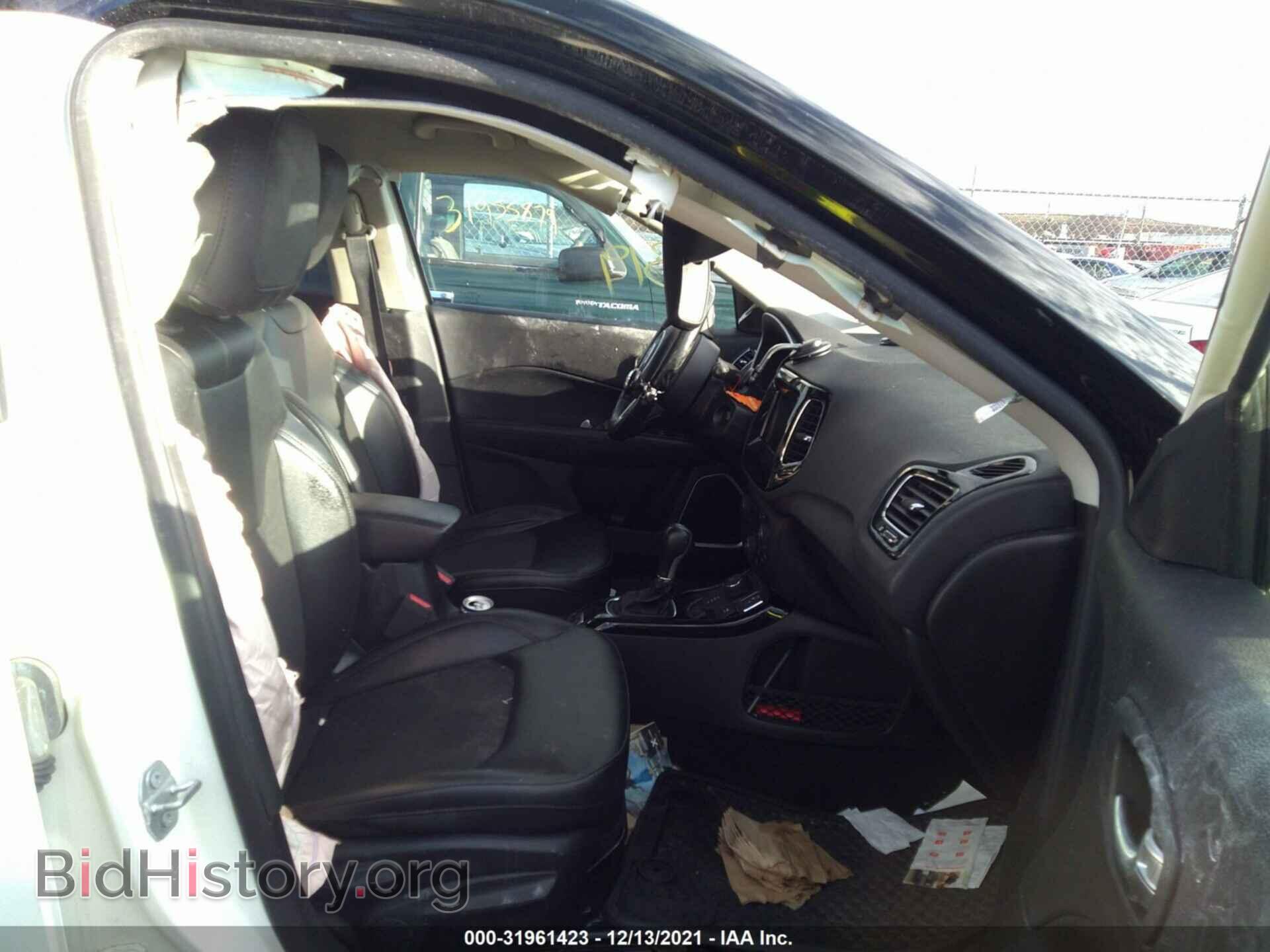 2019 JEEP COMPASS - VIN: 3C4NJDBB8KT826660 - Фото 5