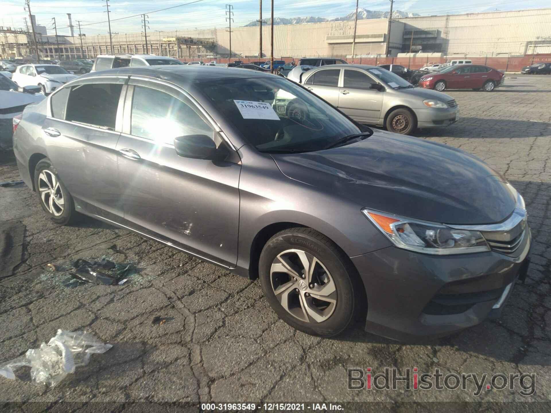 Photo 1HGCR2F31HA263301 - HONDA ACCORD SEDAN 2017