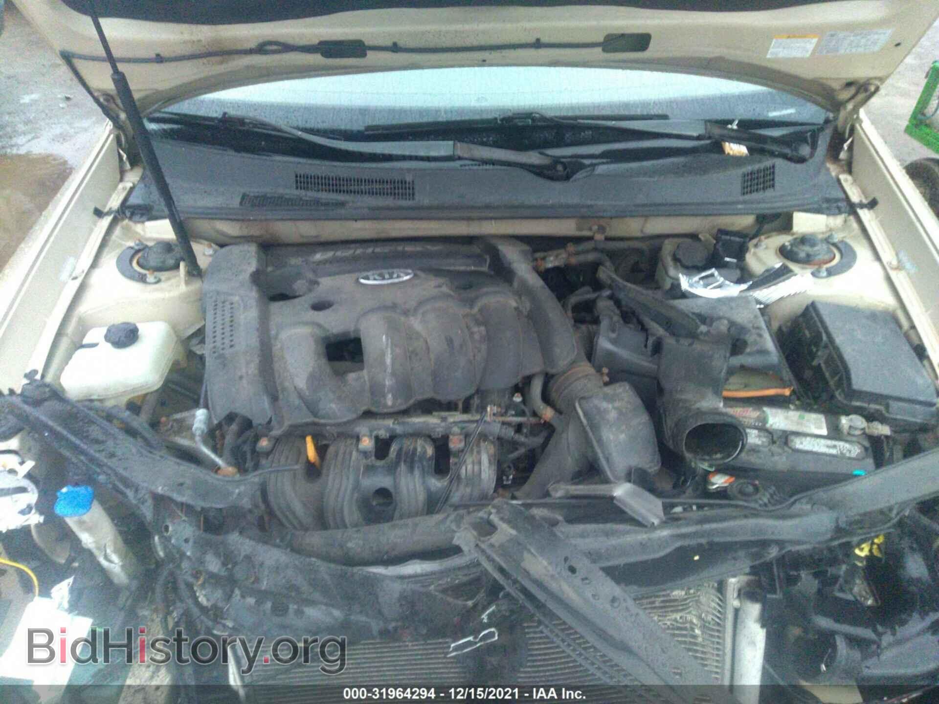2008 KIA OPTIMA - VIN: KNAGE123785211978 - Фото 10
