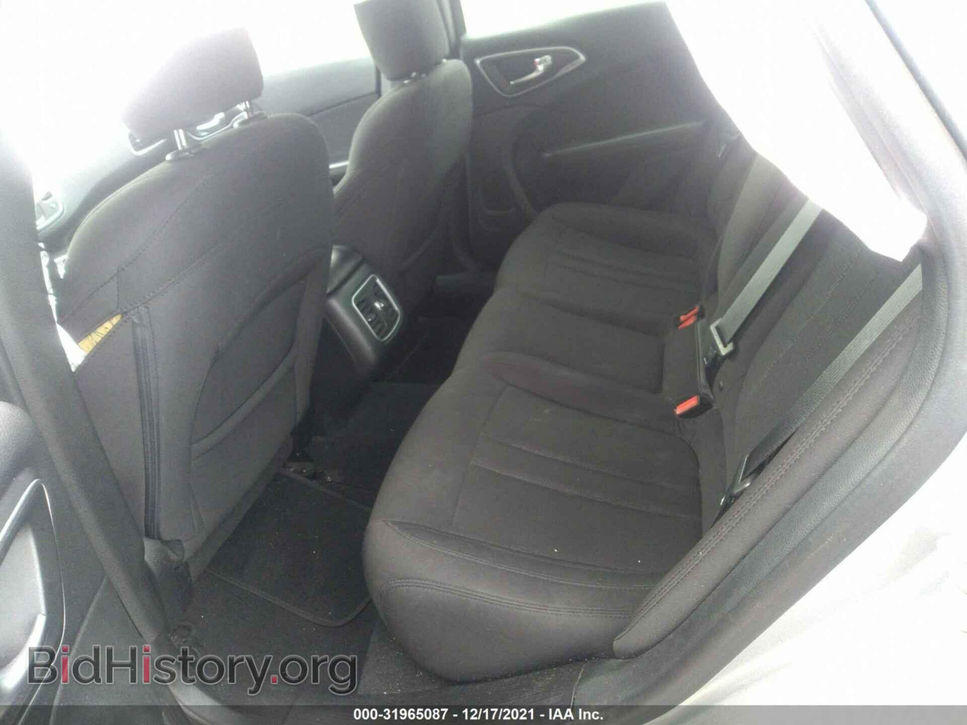 2015 CHRYSLER 200 - VIN: 1C3CCCAB1FN591770 - Фото 8