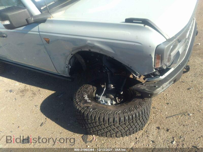 2021 Ford BRONCO (VIN 1FMEE5DP8MLA92860) — photo 6 of 11