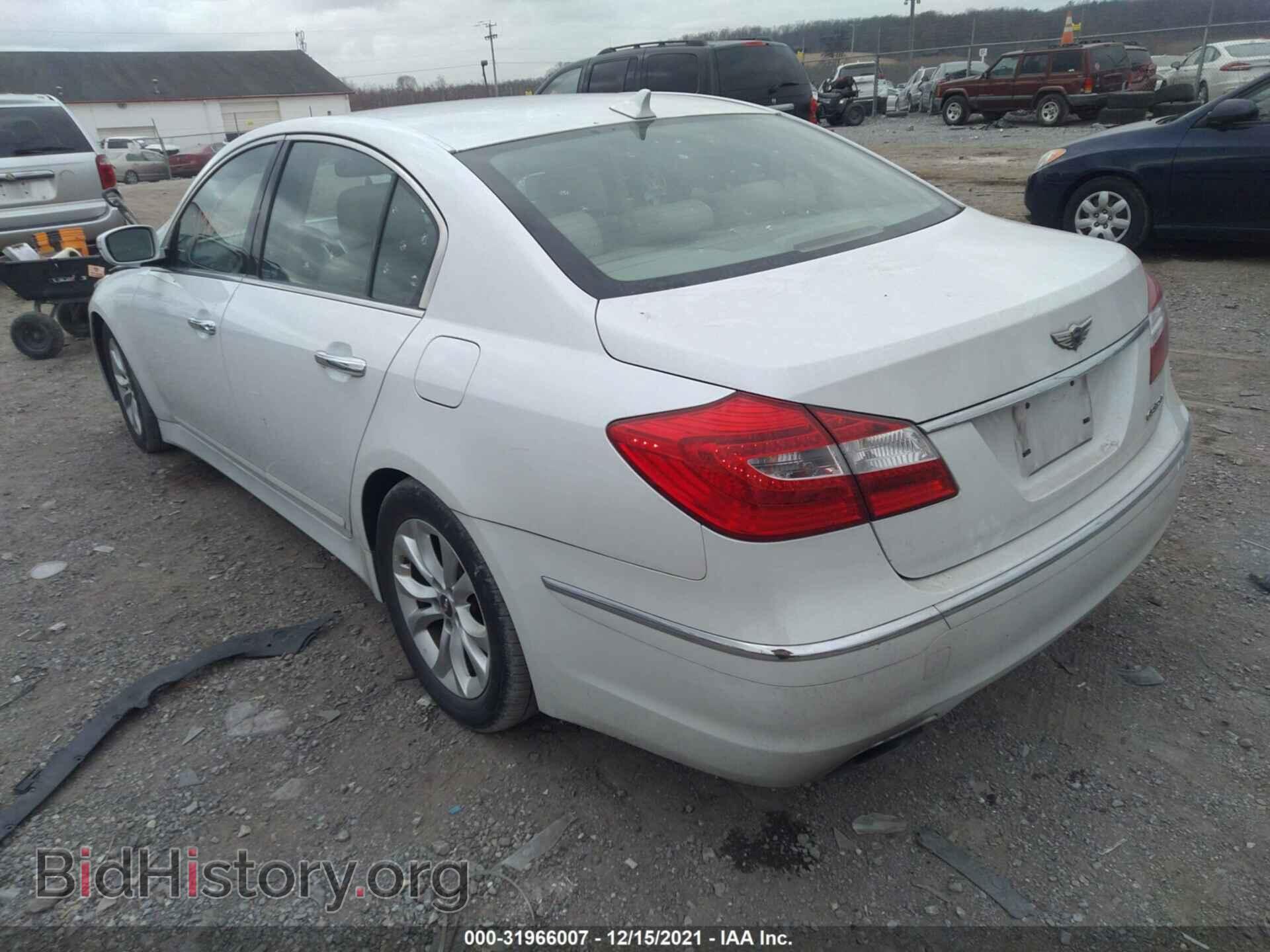 2012 HYUNDAI GENESIS - VIN: KMHGC4DD8CU193873 - Фото 3