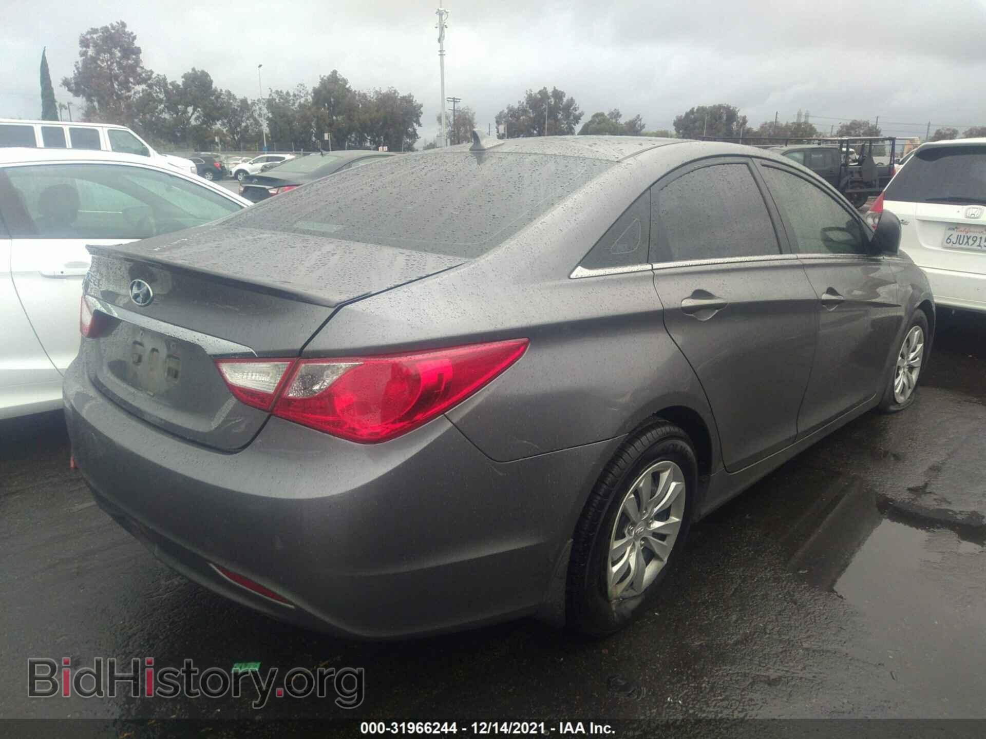 2011 HYUNDAI SONATA - VIN: 5NPEB4AC4BH262836 - Фото 4