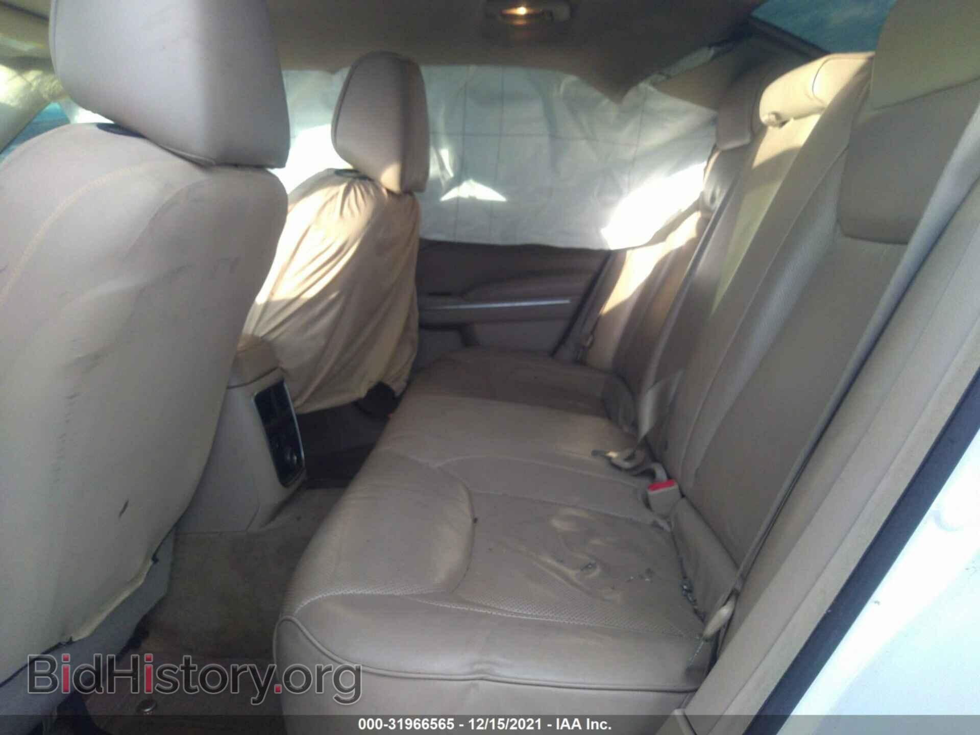 2011 CHRYSLER 300 - VIN: 2C3CA5CG8BH529098 - Фото 8