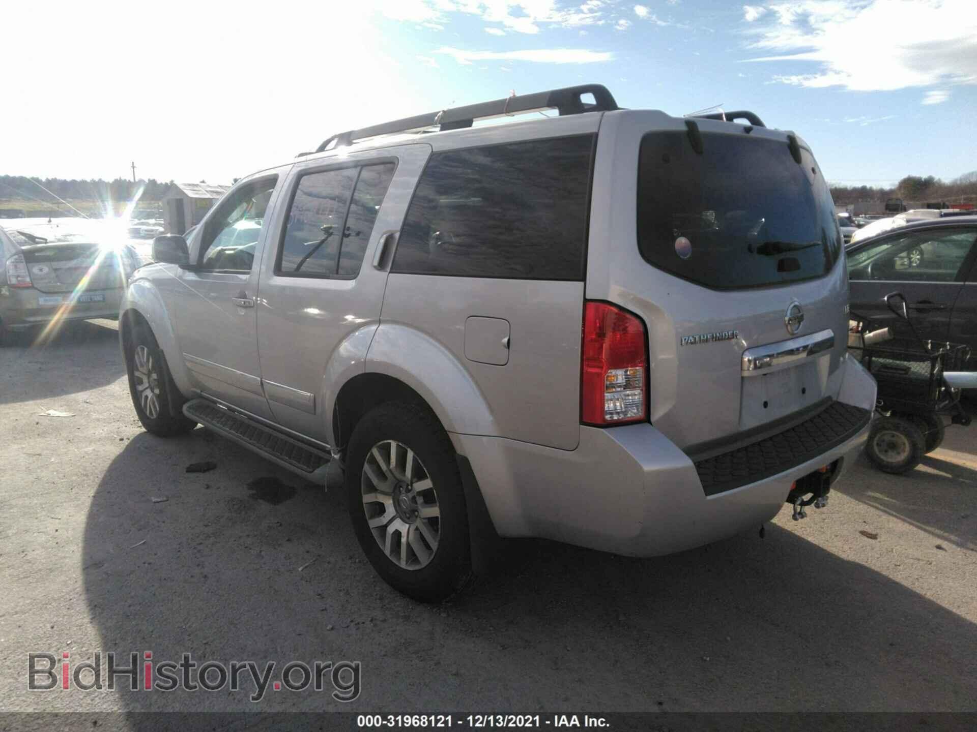 2011 NISSAN PATHFINDER - VIN: 5N1AR1NB2BC609095 - Фото 3
