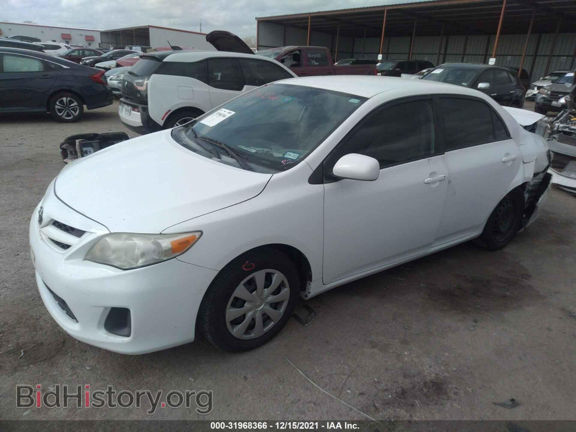 2011 TOYOTA COROLLA - VIN: 2T1BU4EE6BC581053 - Фото 2