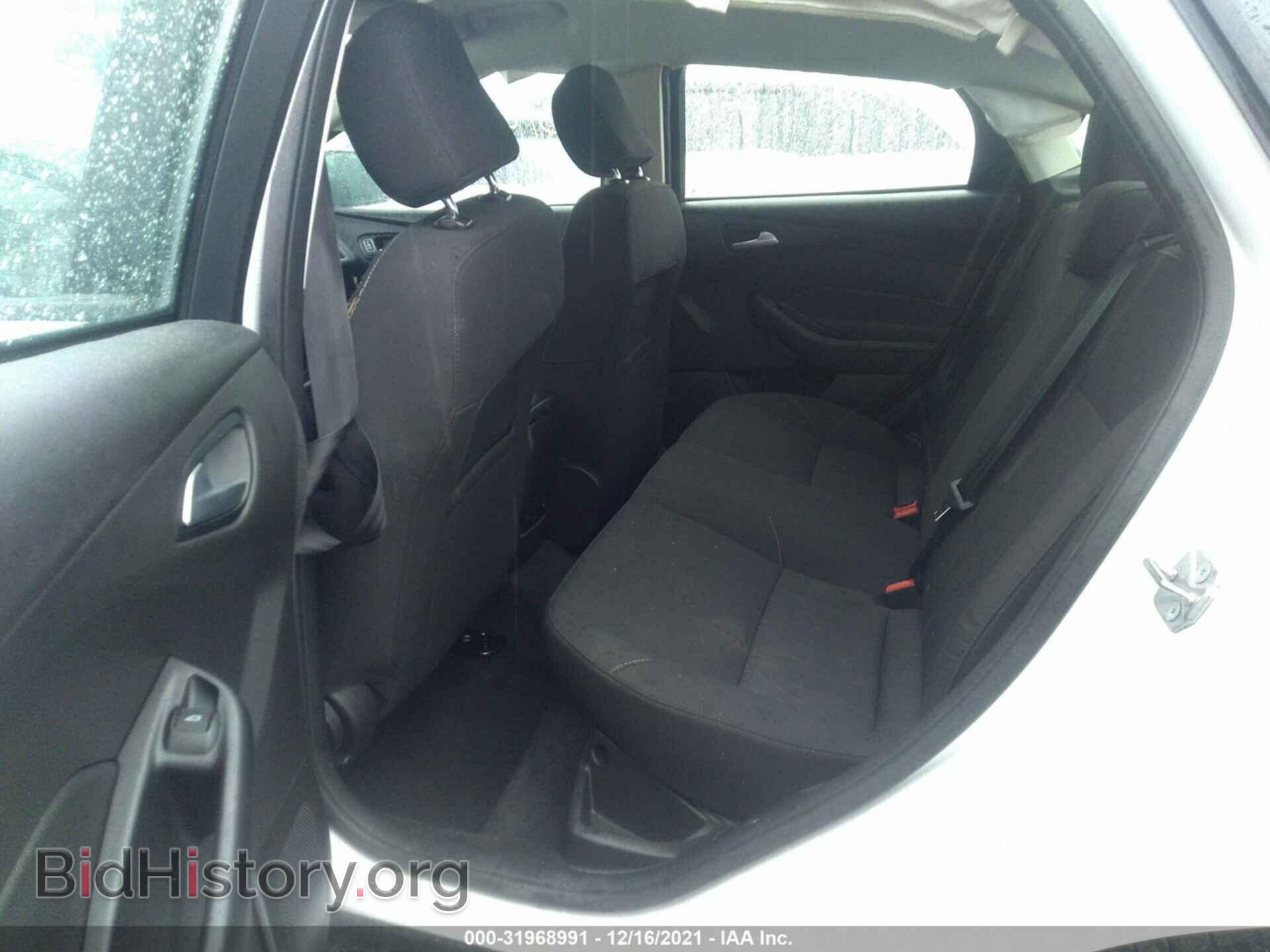 2016 FORD FOCUS - VIN: 1FADP3F28GL324495 - Фото 8