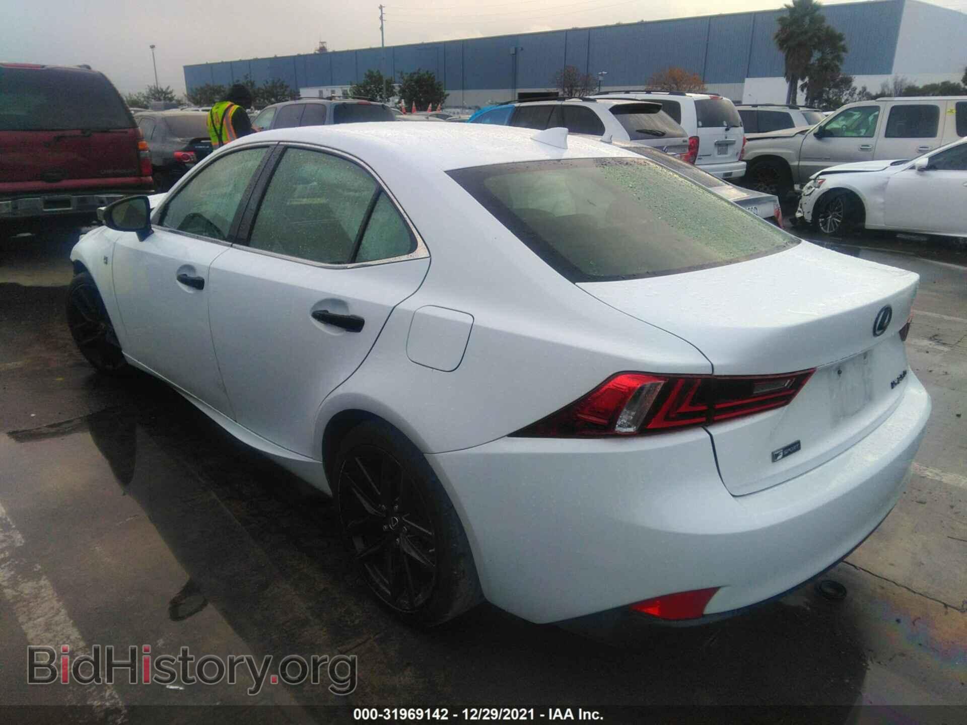 2015 LEXUS IS 250 - VIN: JTHBF1D21F5068942 - Photo 3