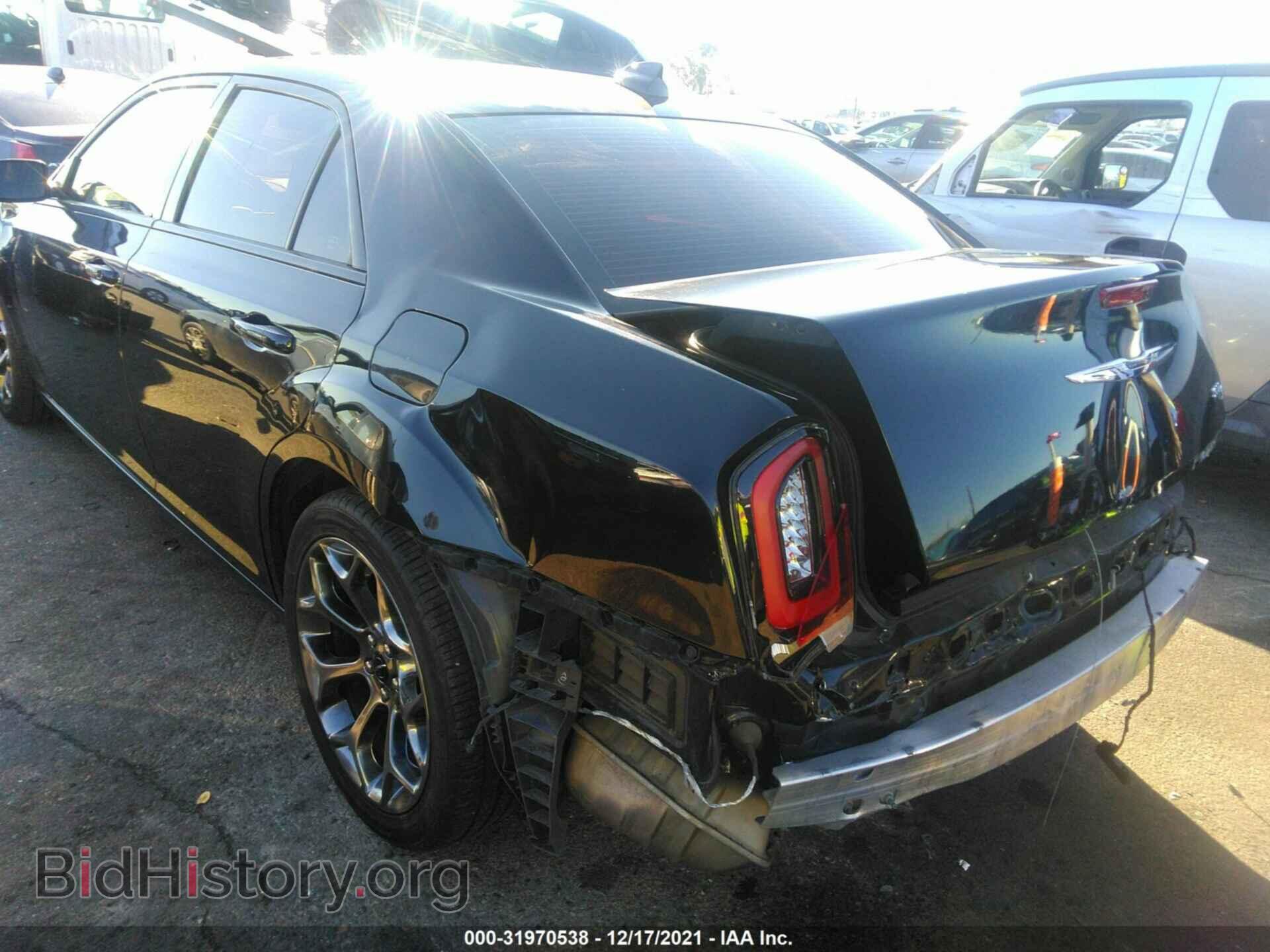 2016 CHRYSLER 300 - VIN: 2C3CCABG2GH329071 - Фото 3