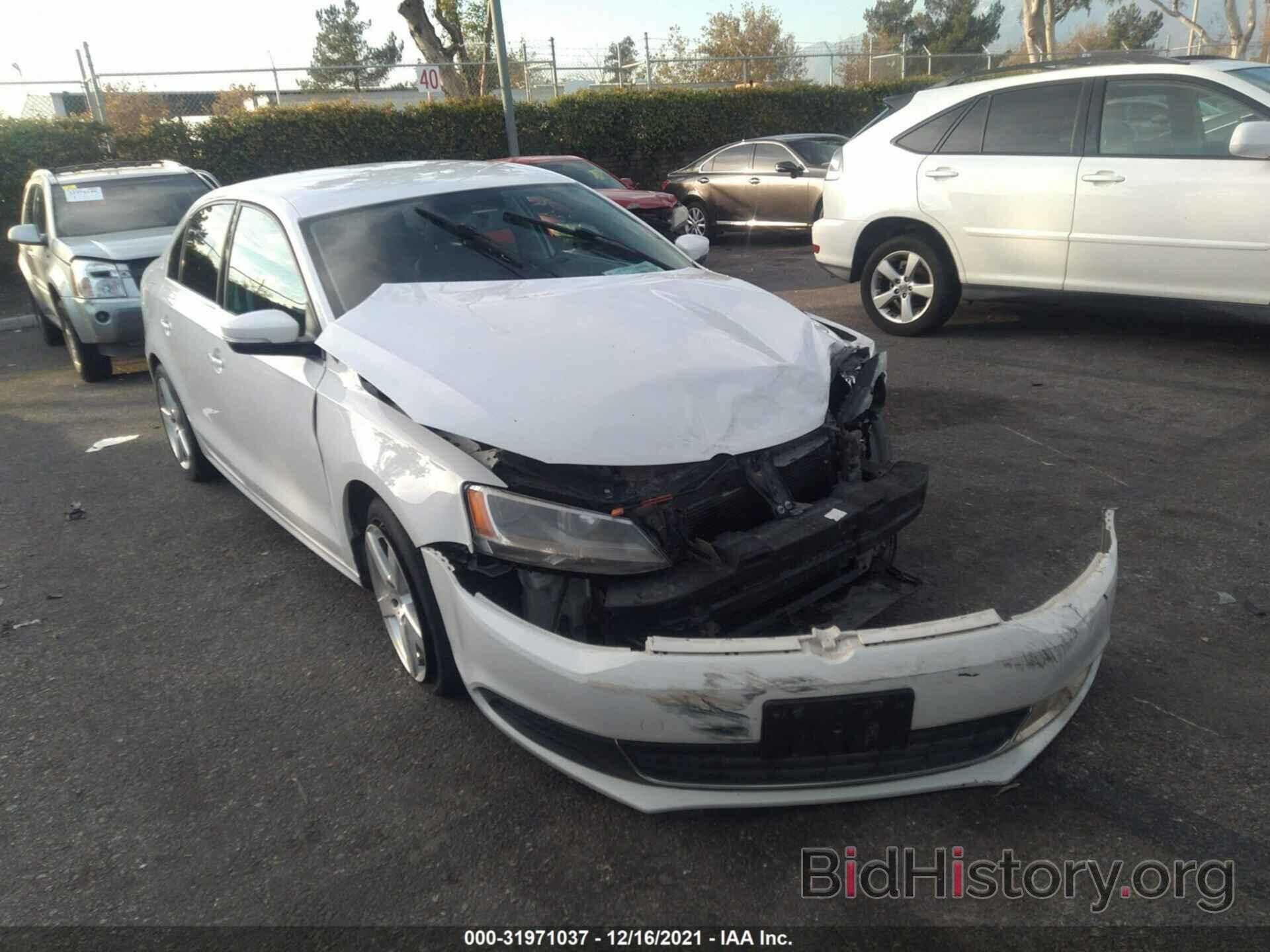 Photo 3VWDP7AJ7DM414213 - VOLKSWAGEN JETTA SEDAN 2013