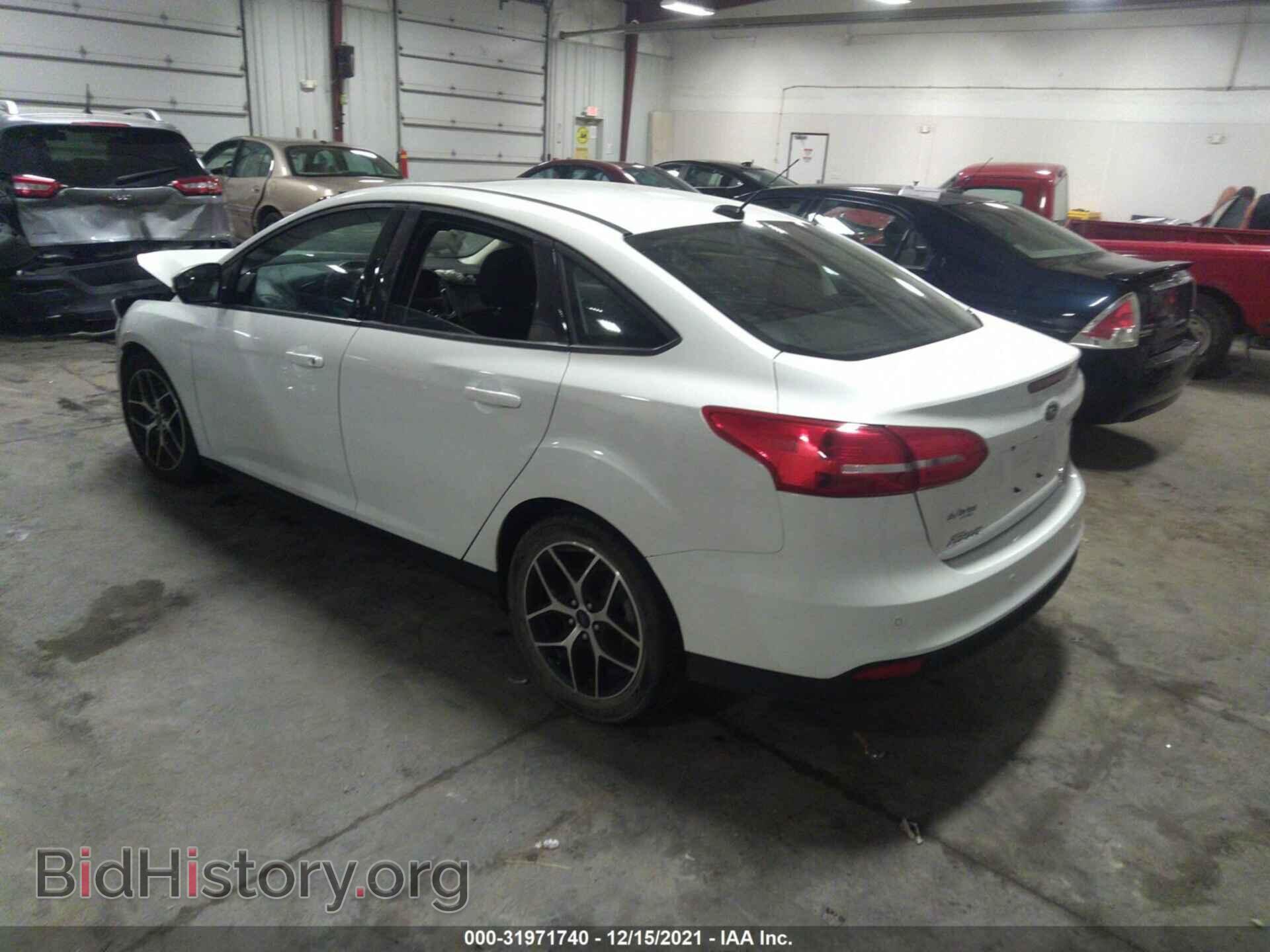 2017 FORD FOCUS - VIN: 1FADP3H29HL299461 - Фото 3