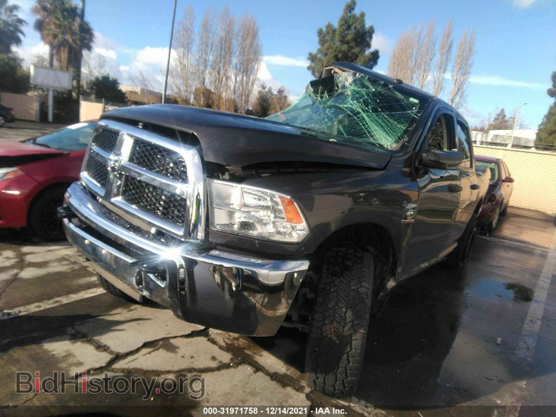 2017 RAM 2500 - VIN: 3C6UR5CL1HG707990 - Фото 2