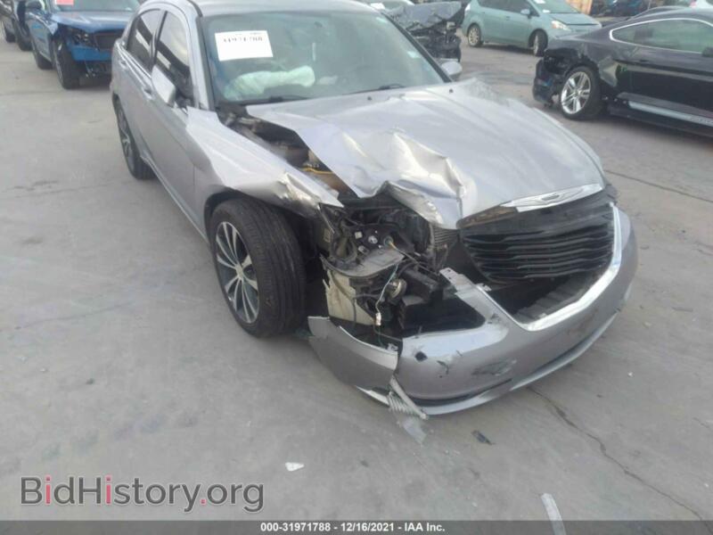 2013 Chrysler 200 (VIN 1C3CCBCG4DN522006) — фото 6 из 14