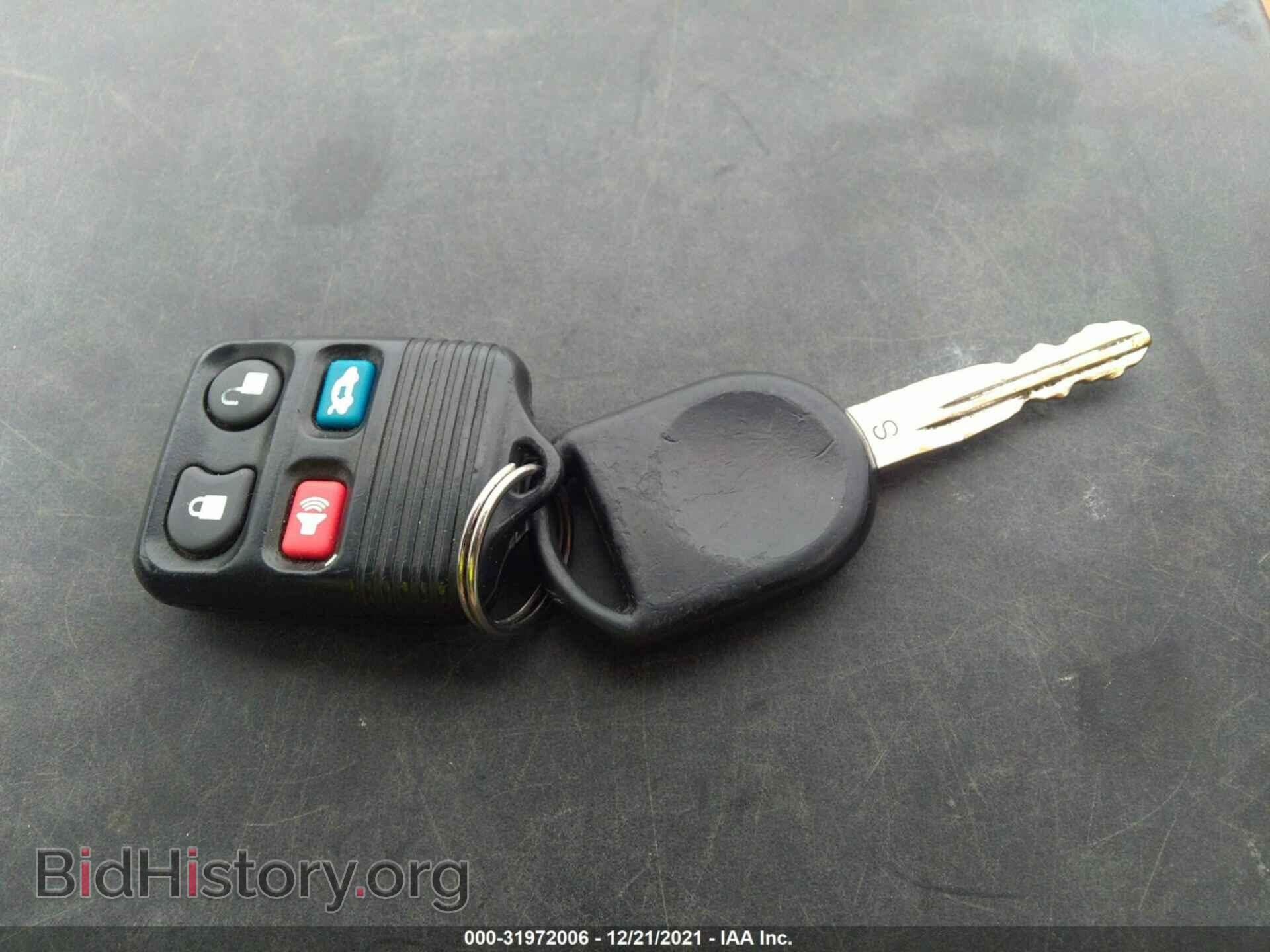 2009 FORD FOCUS - VIN: 1FAHP35N29W247220 - Фото 11