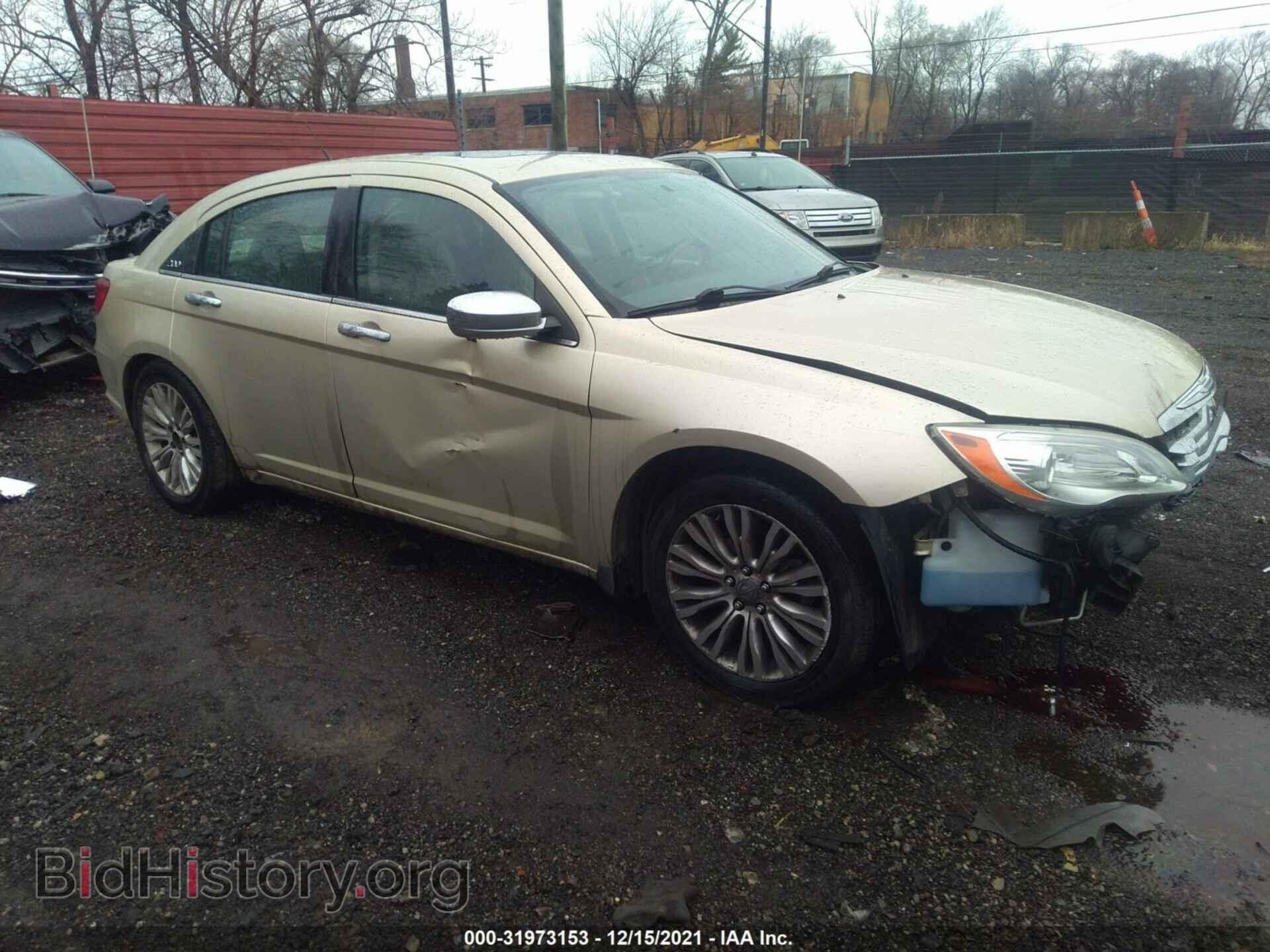 Photo 1C3BC2FG3BN519957 - CHRYSLER 200 2011