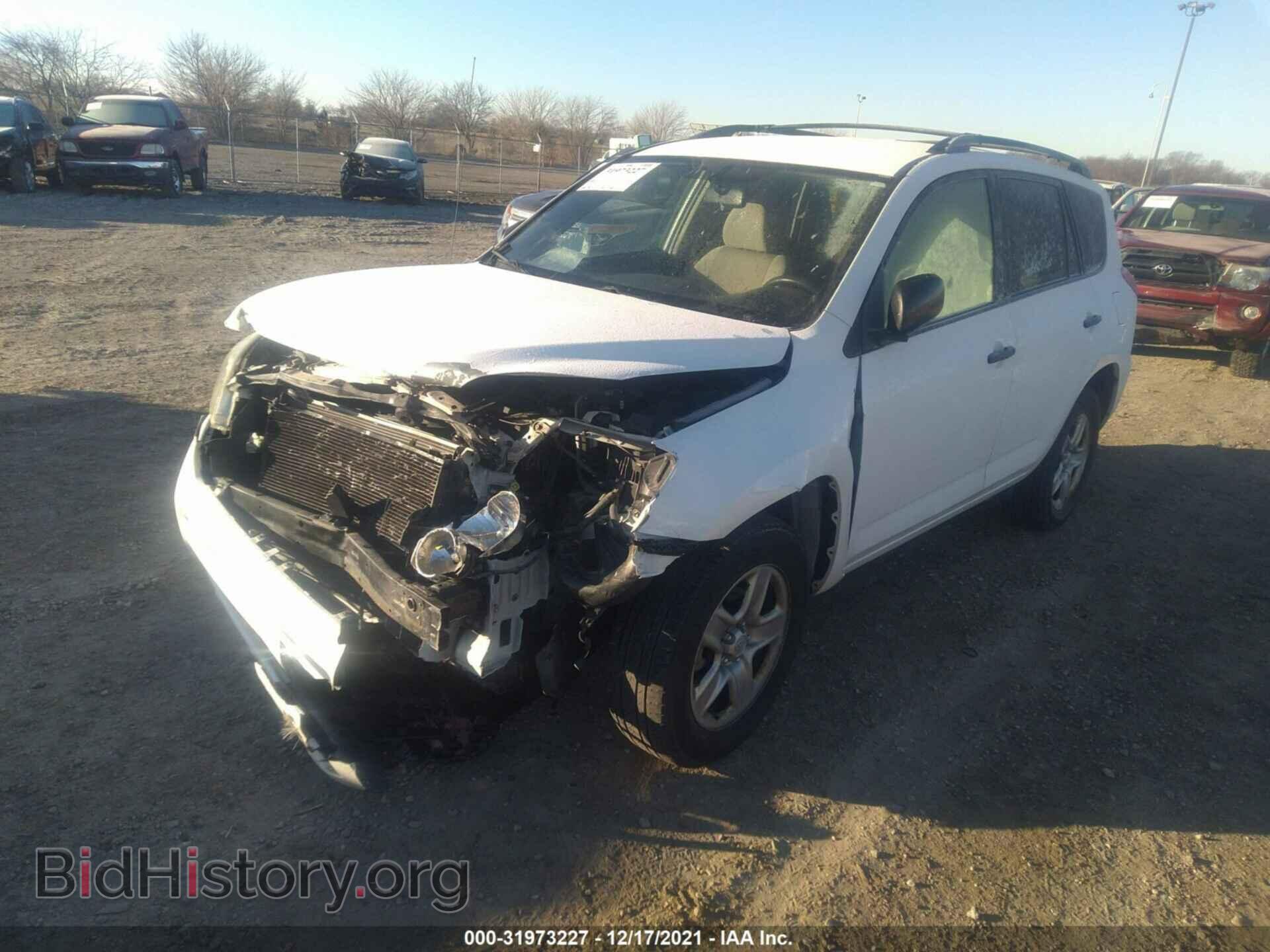 2008 TOYOTA RAV4 - VIN: JTMBK33V186043735 - Фото 2