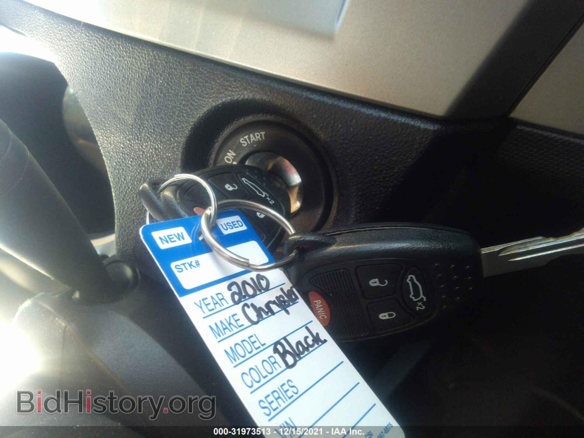 2010 CHRYSLER SEBRING - VIN: 1C3CC5FB2AN111328 - Фото 11