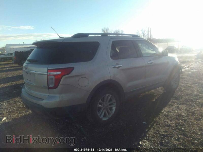2011 Ford EXPLORER (VIN 1FMHK8D80BGA83897) — фото 4 из 12