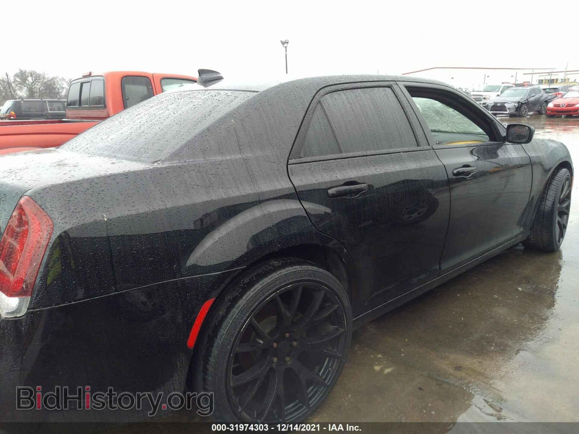 2016 CHRYSLER 300 - VIN: 2C3CCAGG4GH224931 - Фото 4