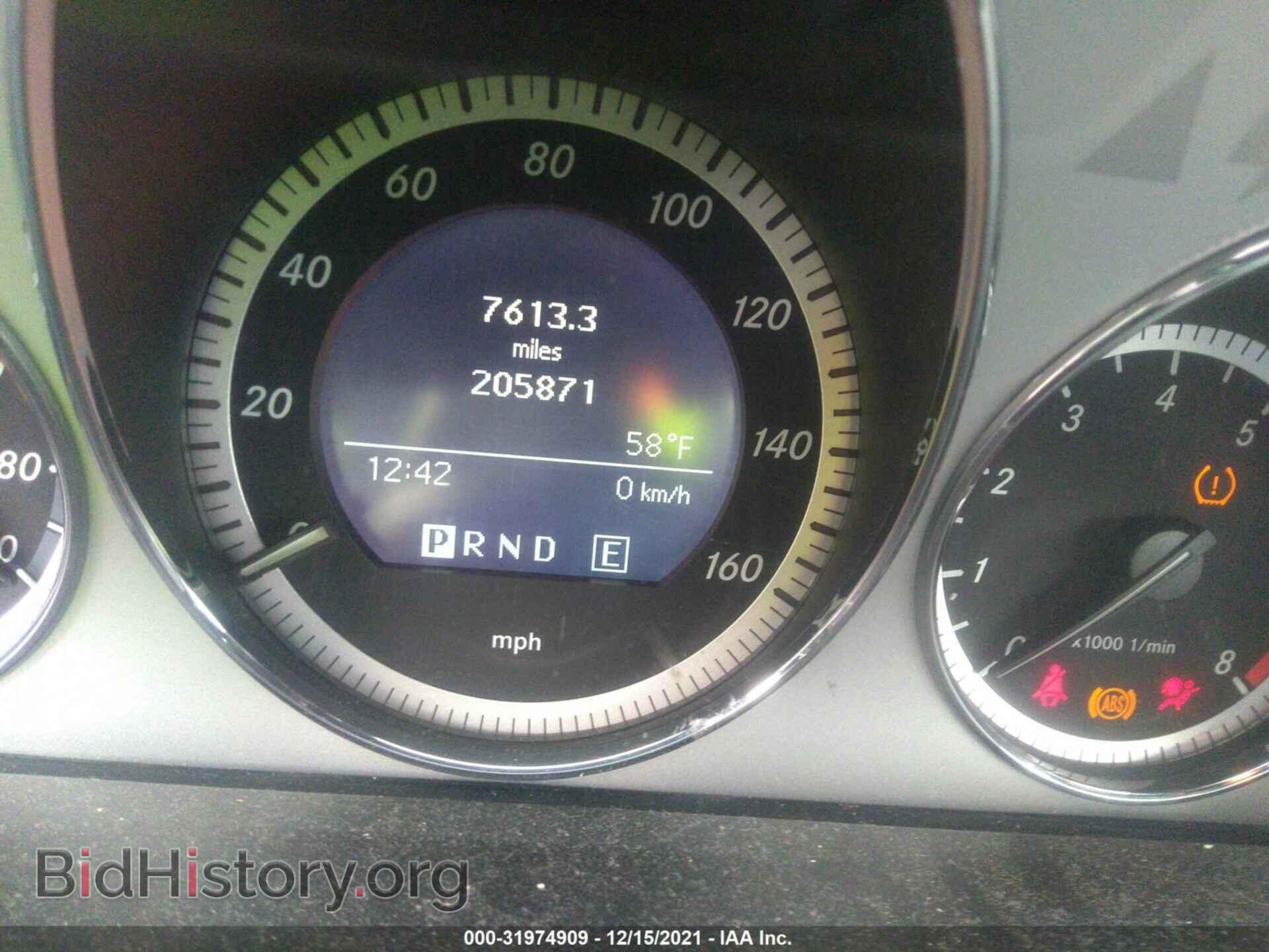 2011 MERCEDES-BENZ C-CLASS - VIN: WDDGF8BB7BR180740 - Фото 7