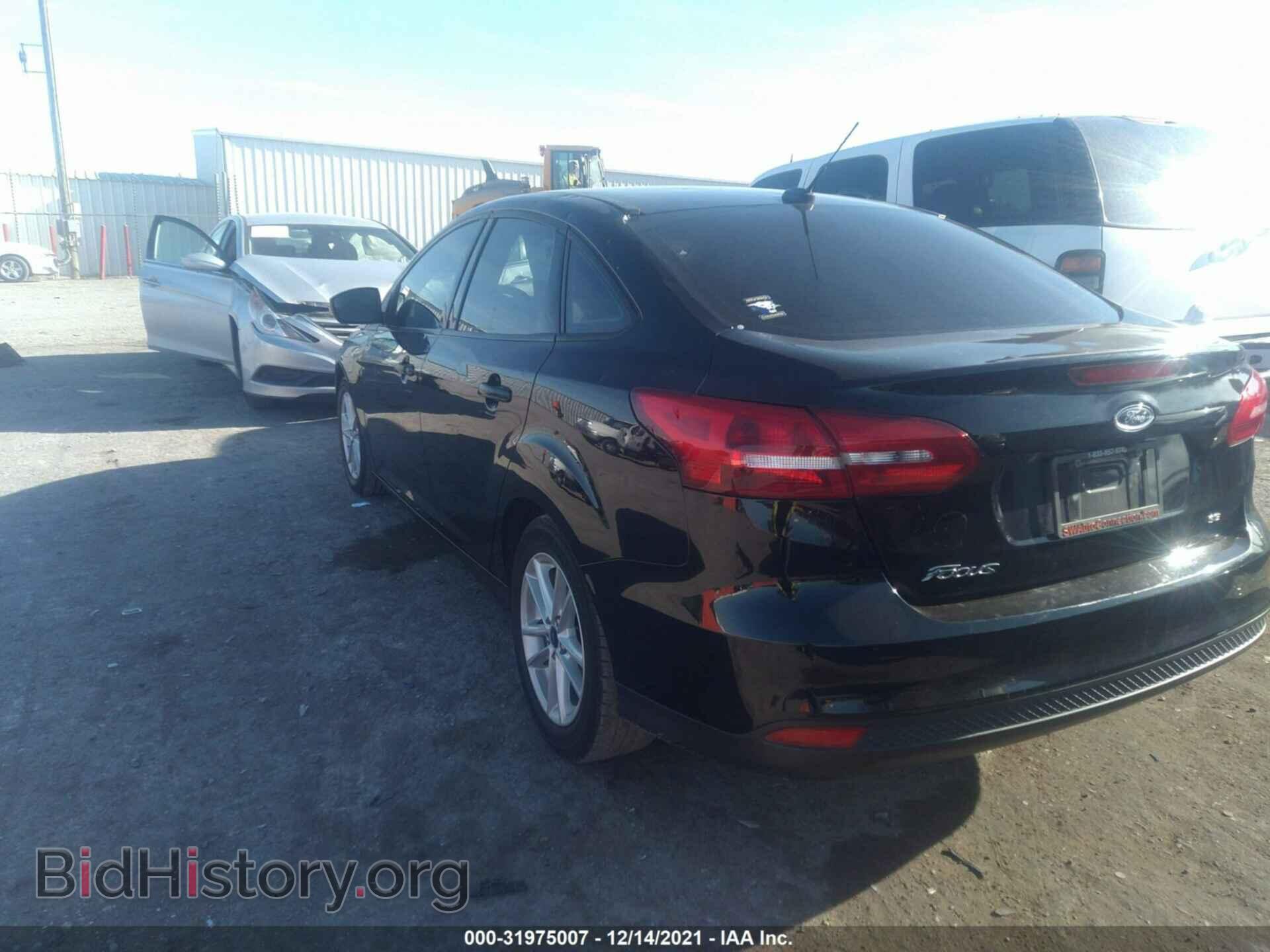 2017 FORD FOCUS - VIN: 1FADP3F21HL247860 - Фото 3