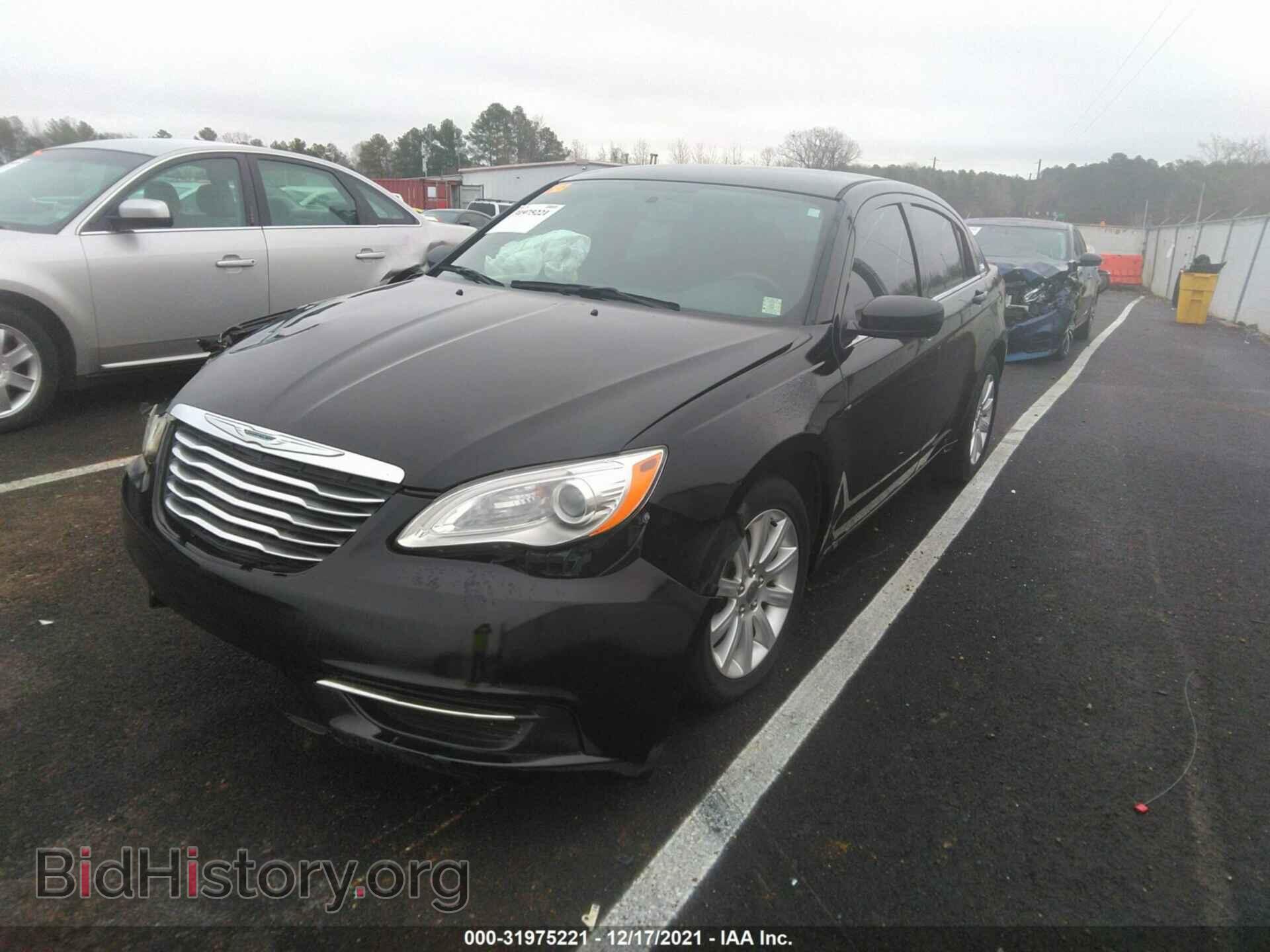 2014 CHRYSLER 200 - VIN: 1C3CCBBB4EN152733 - Фото 2