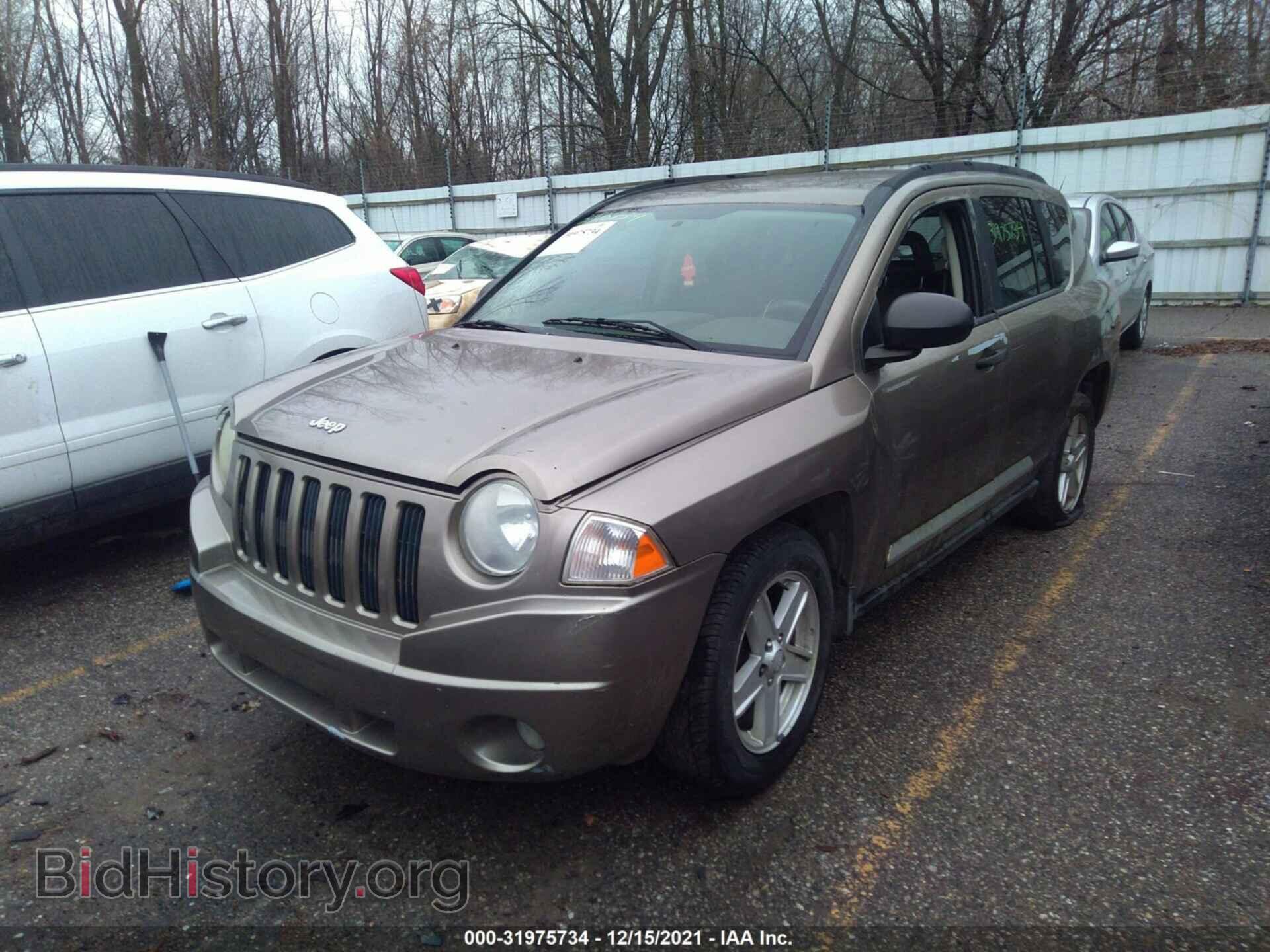2007 JEEP COMPASS - VIN: 1J8FT57W97D398460 - Фото 2