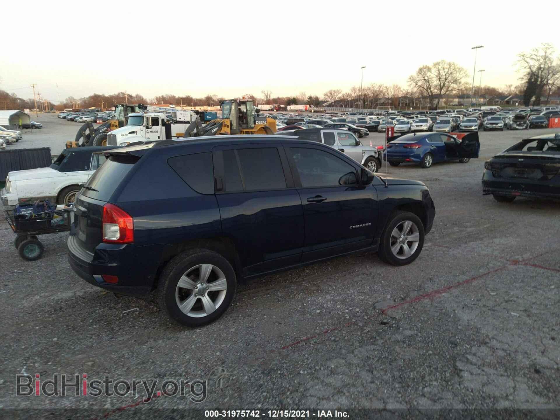 2012 JEEP COMPASS - VIN: 1C4NJDBB1CD624704 - Фото 4