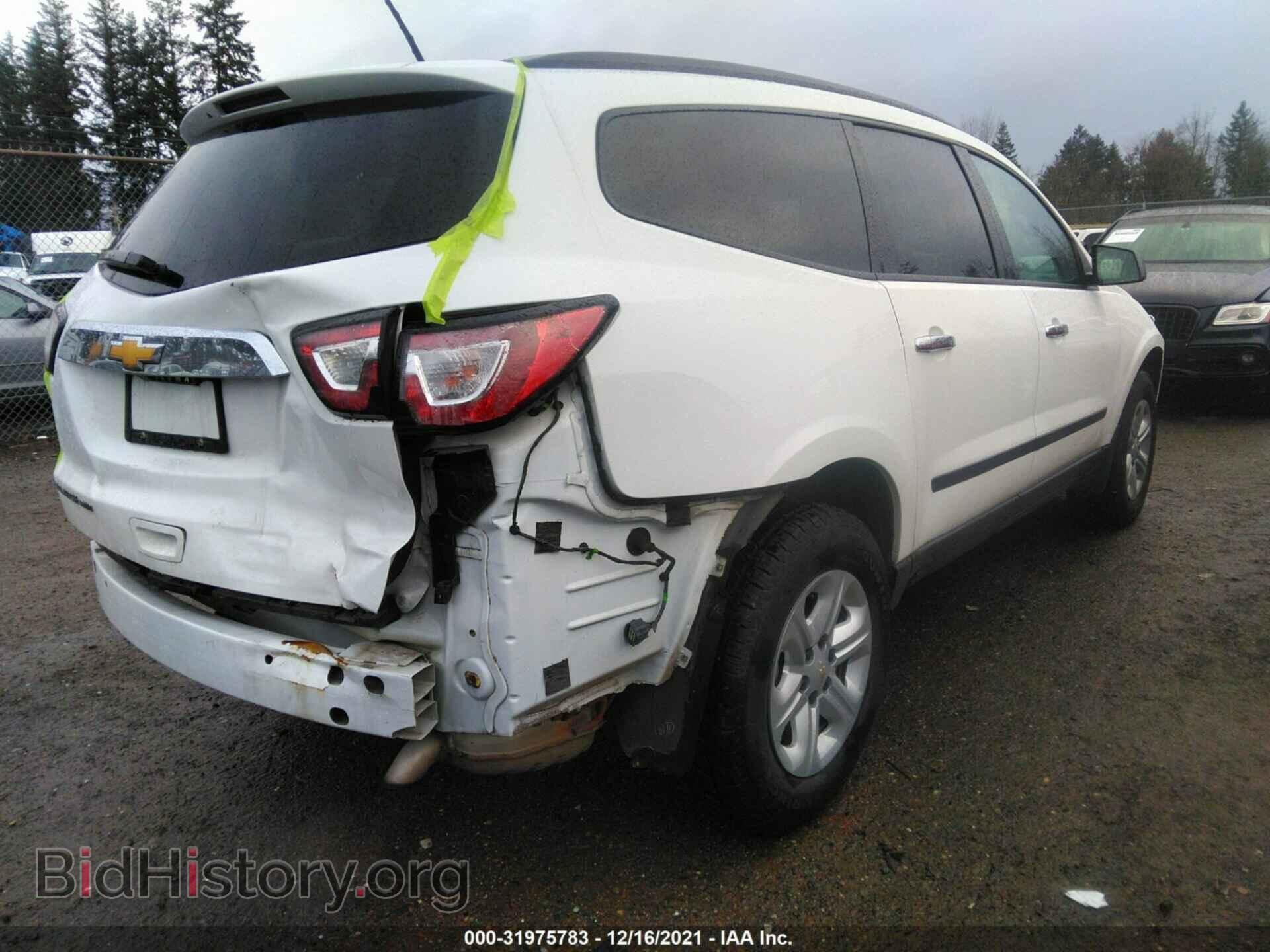 2017 CHEVROLET TRAVERSE - VIN: 1GNKVFED8HJ309169 - Фото 4