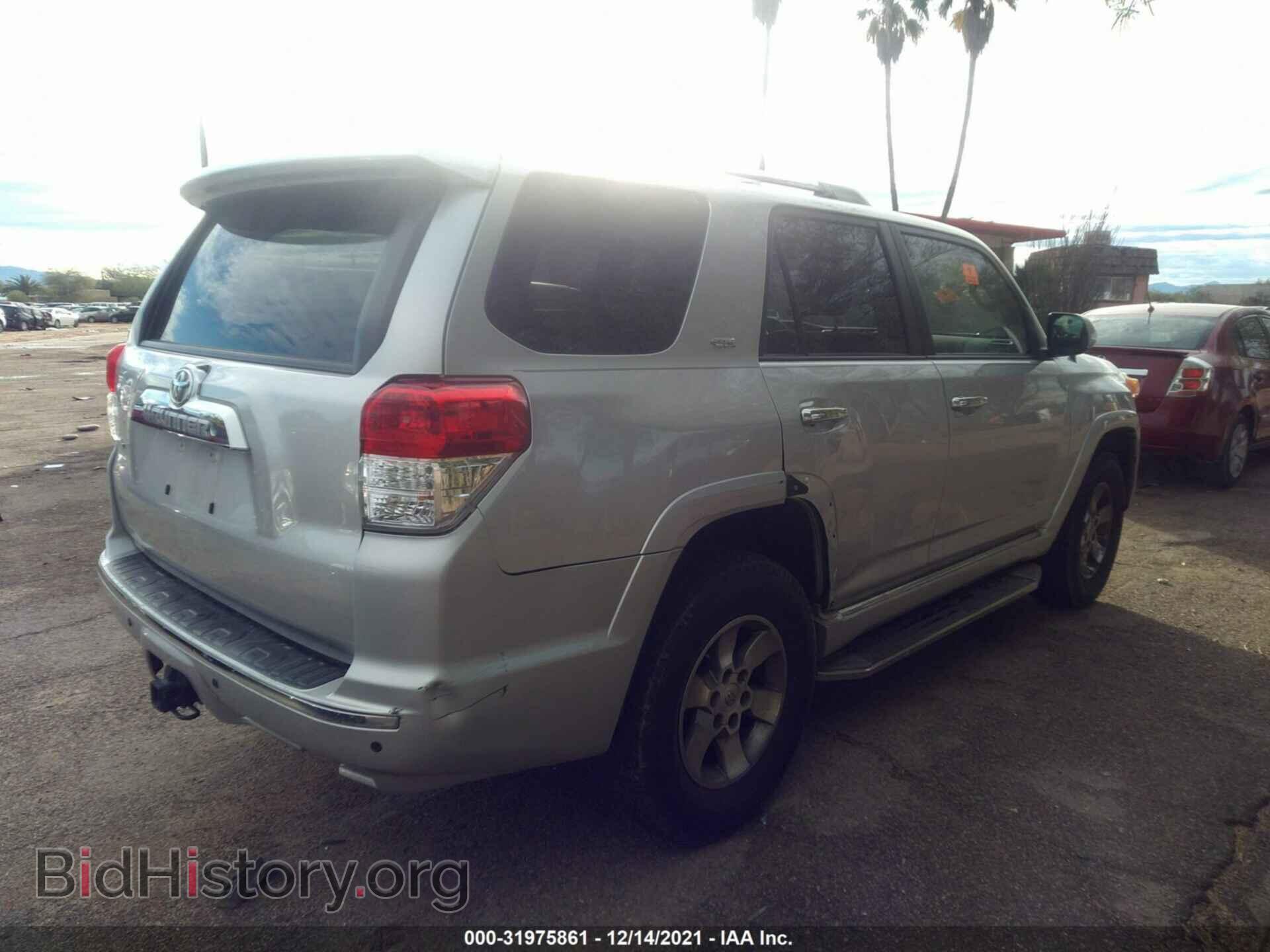 2011 TOYOTA 4RUNNER - VIN: JTEBU5JR7B5072032 - Фото 4