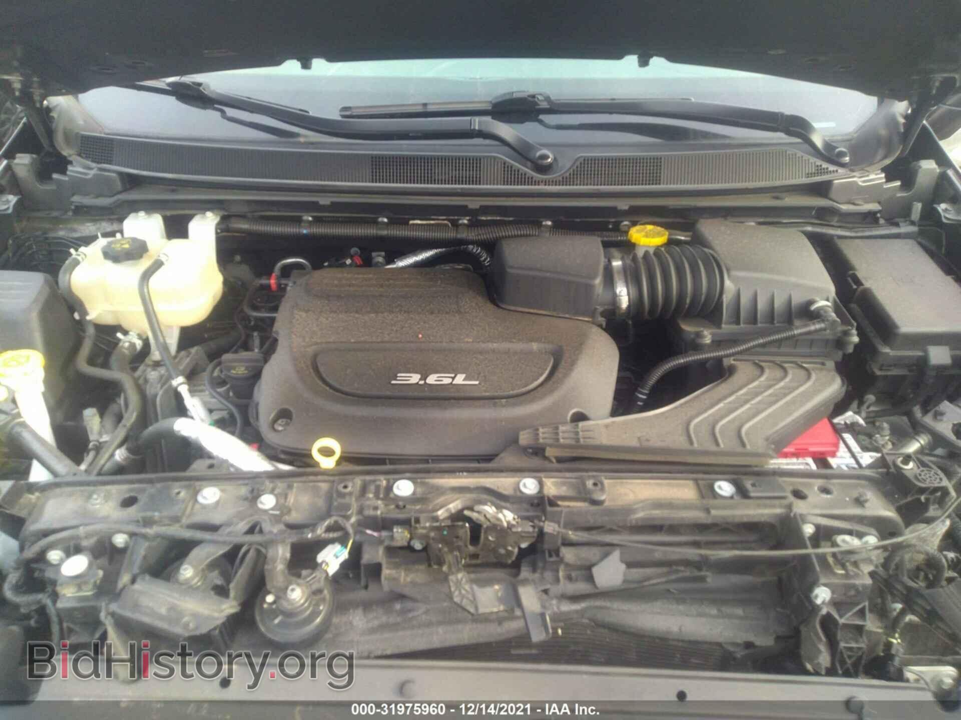 2018 CHRYSLER PACIFICA - VIN: 2C4RC1BG0JR139549 - Фото 10