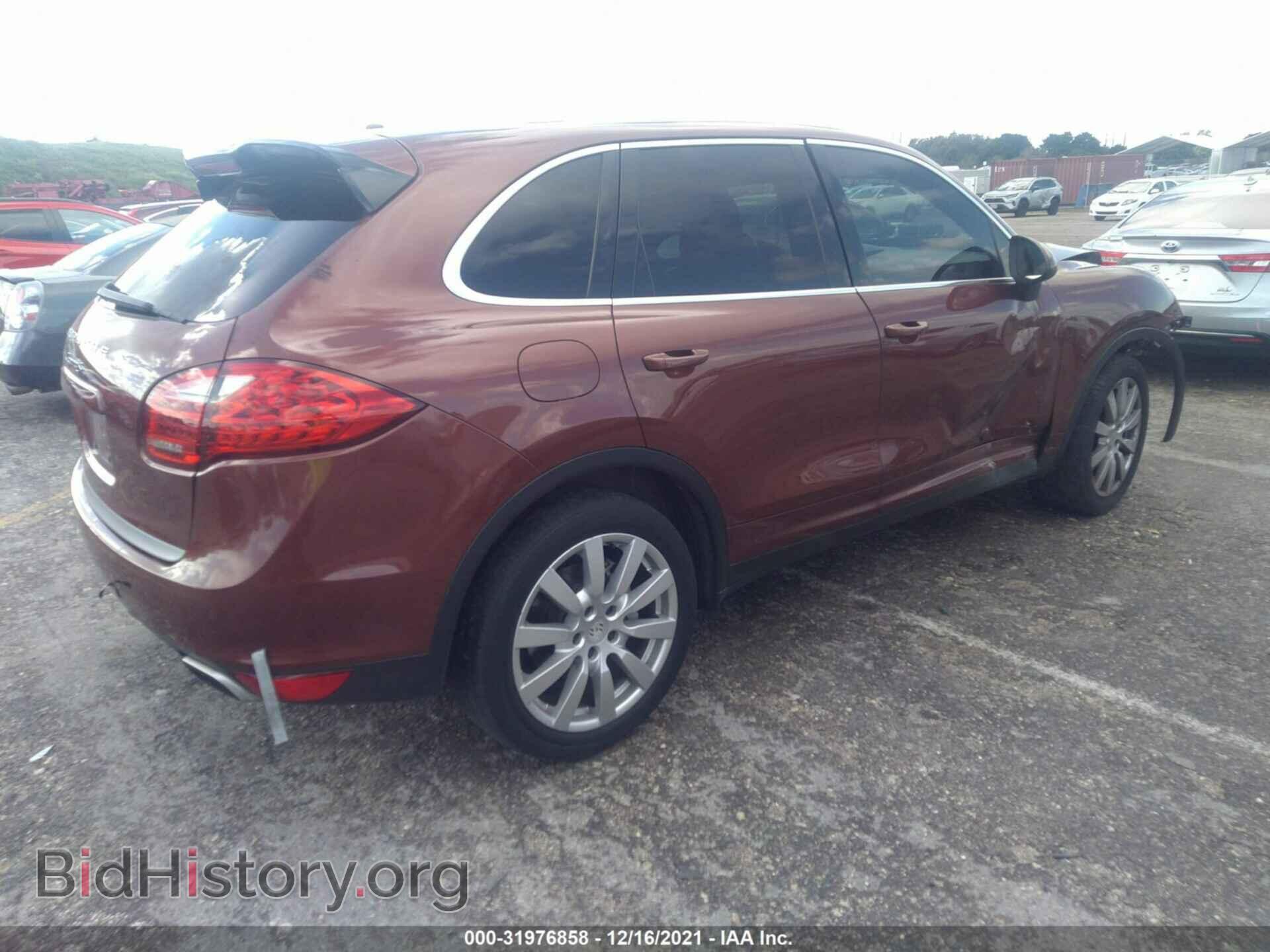 2012 PORSCHE CAYENNE - VIN: WP1AB2A27CLA47019 - Фото 4