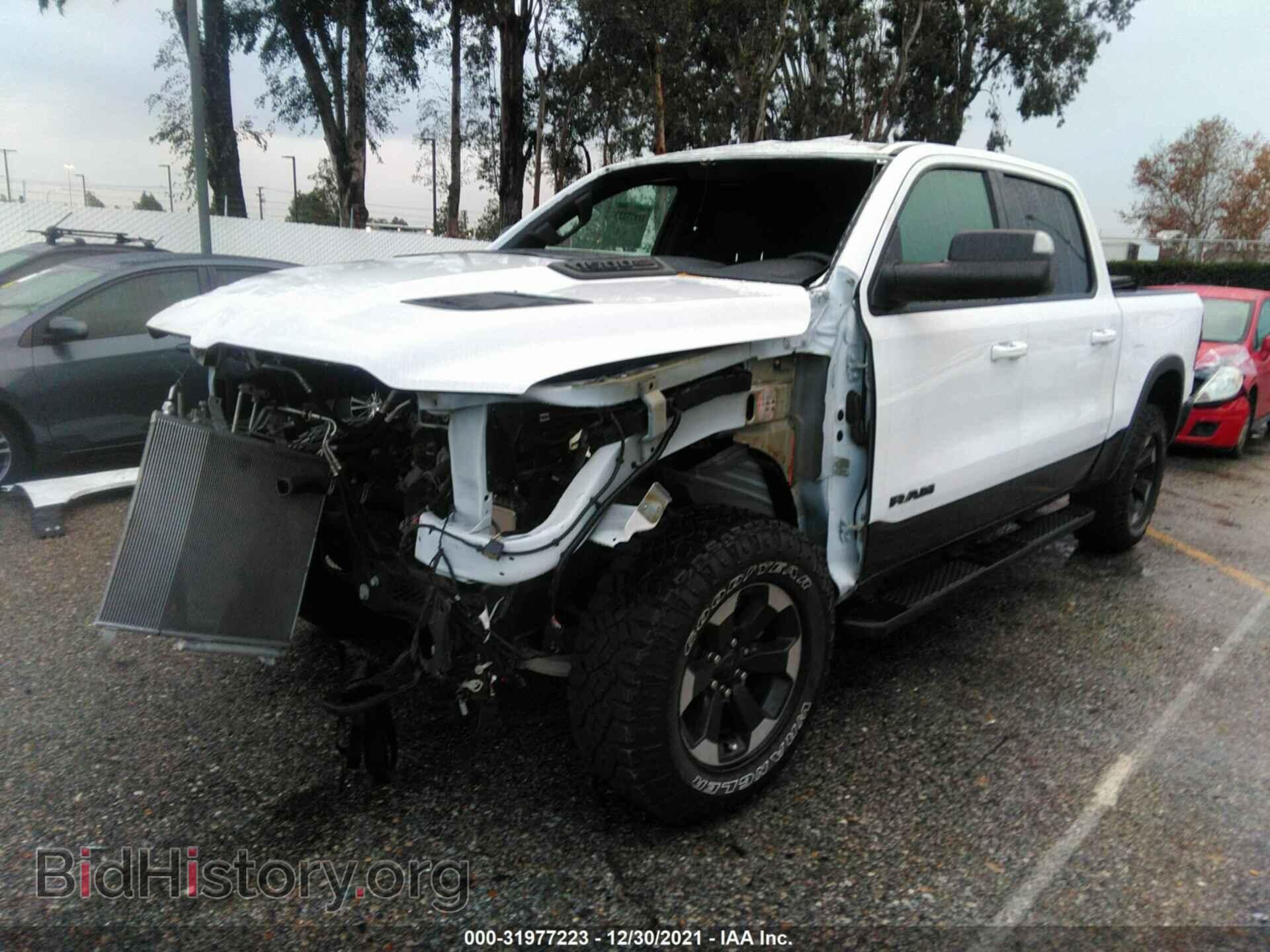 2020 RAM 1500 - VIN: 1C6SRFLT2LN279313 - Photo 2