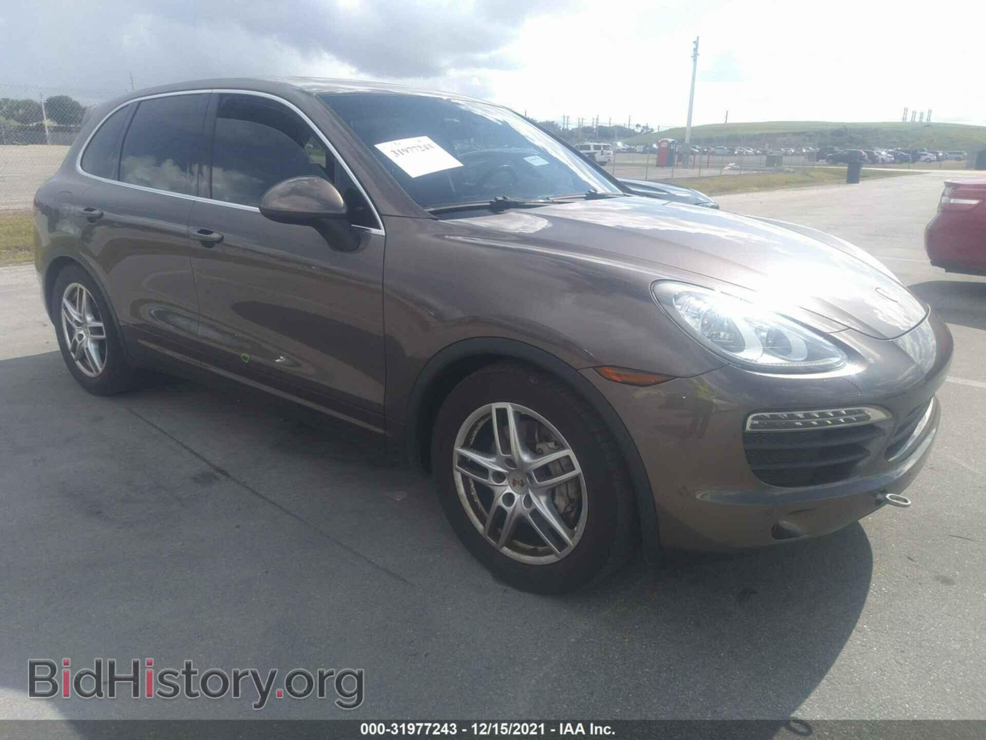 Фотография WP1AB2A21CLA43774 - PORSCHE CAYENNE 2012