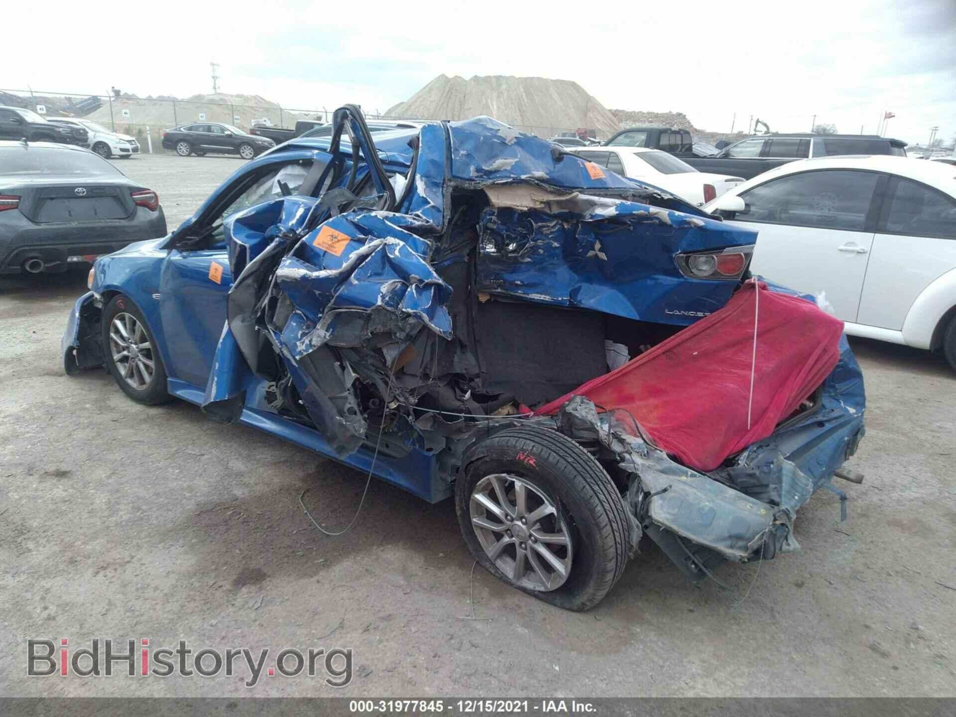 2016 MITSUBISHI LANCER - VIN: JA32U2FU8GU008917 - Фото 3