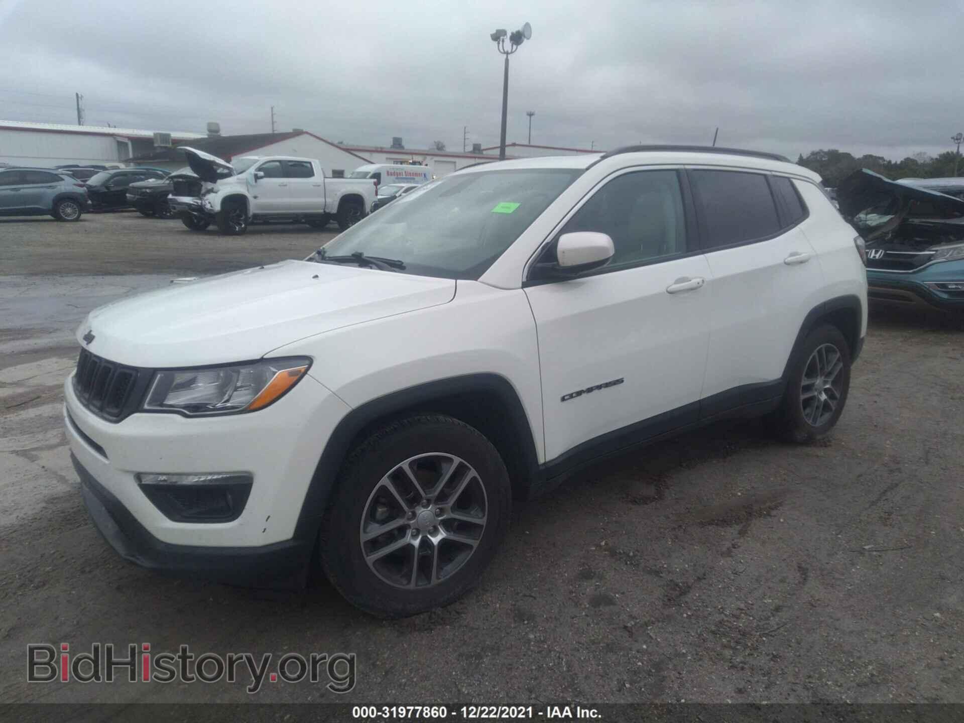 2019 JEEP COMPASS - VIN: 3C4NJCBB6KT637077 - Фото 2