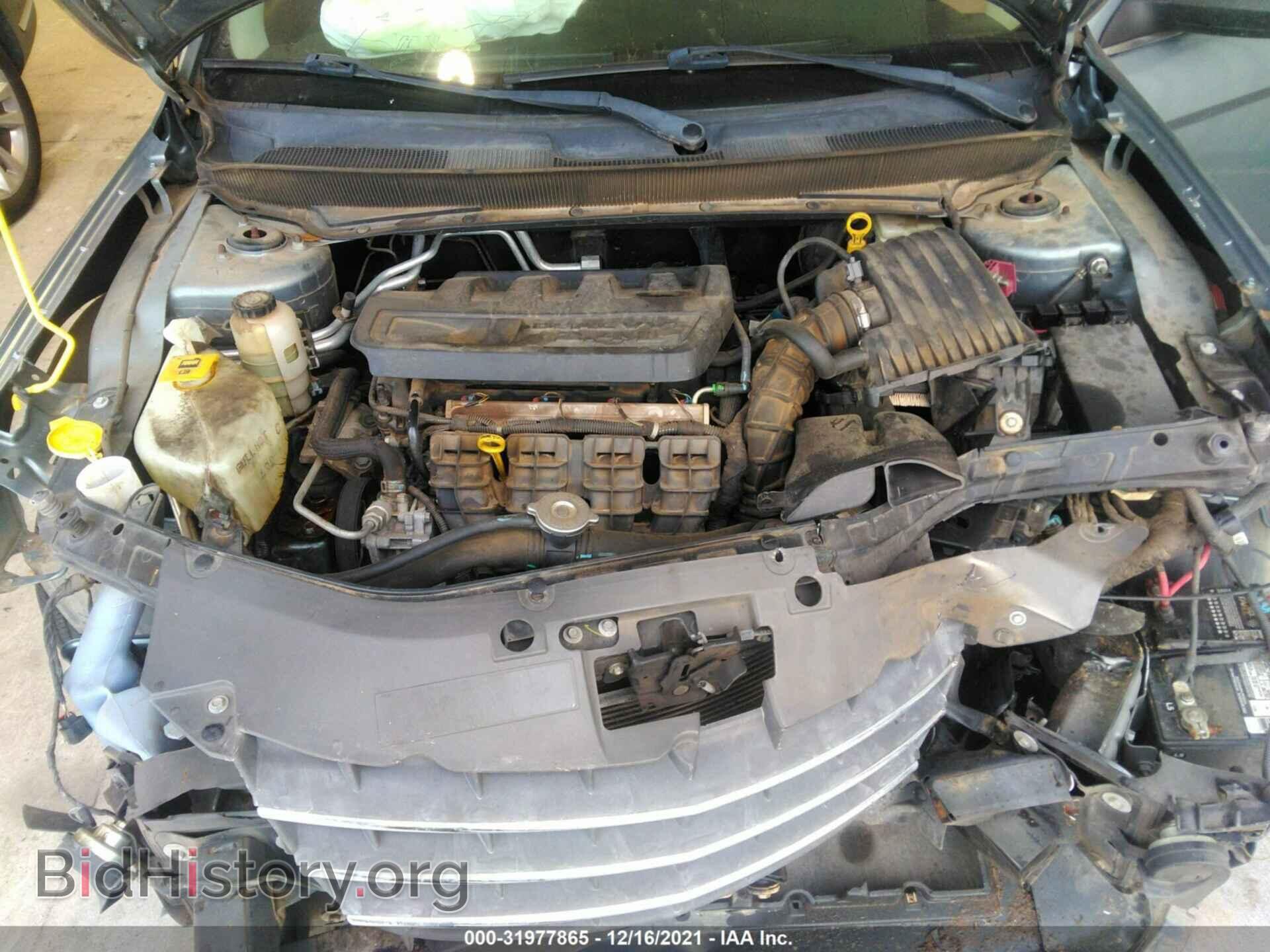 2010 CHRYSLER SEBRING - VIN: 1C3CC4FB0AN198155 - Фото 10