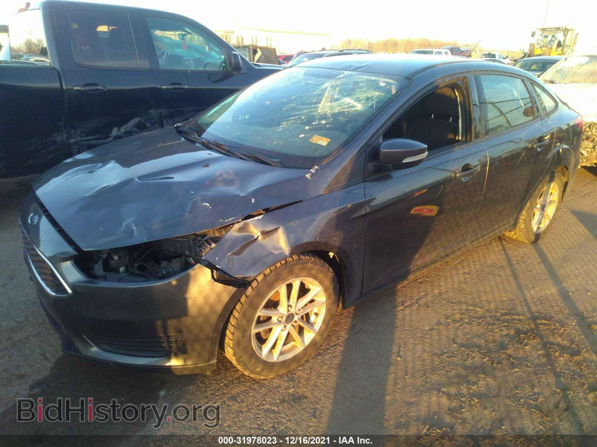 2017 FORD FOCUS - VIN: 1FADP3FE8HL303111 - Photo 2