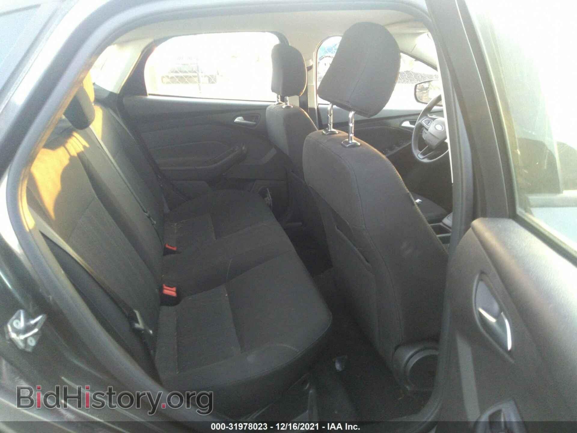 2017 FORD FOCUS - VIN: 1FADP3FE8HL303111 - Photo 8