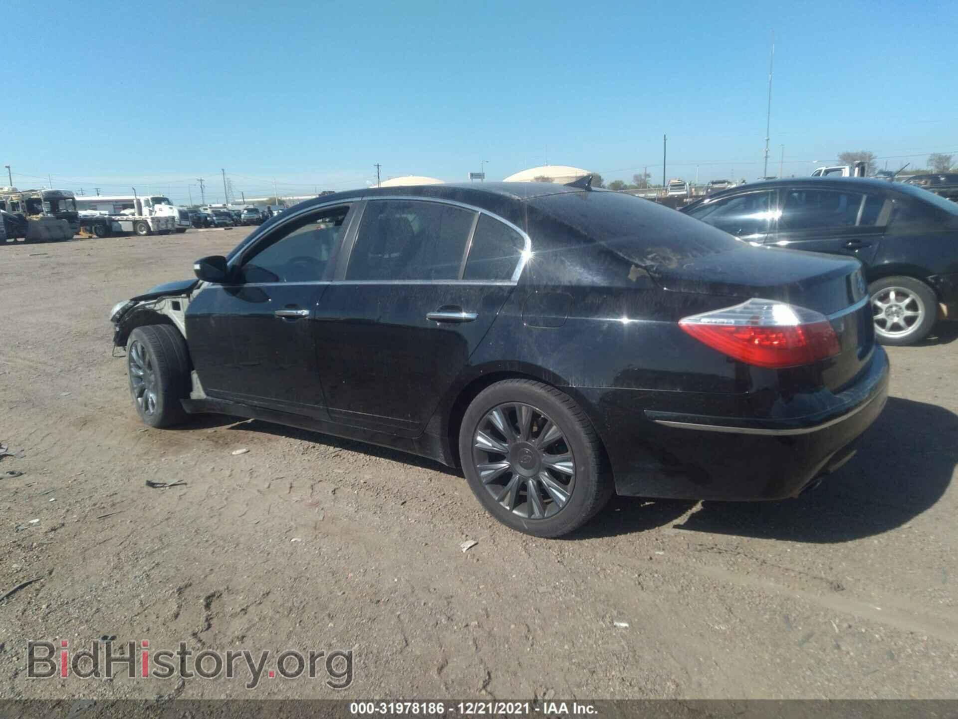 2009 HYUNDAI GENESIS - VIN: KMHGC46E99U026744 - Фото 3