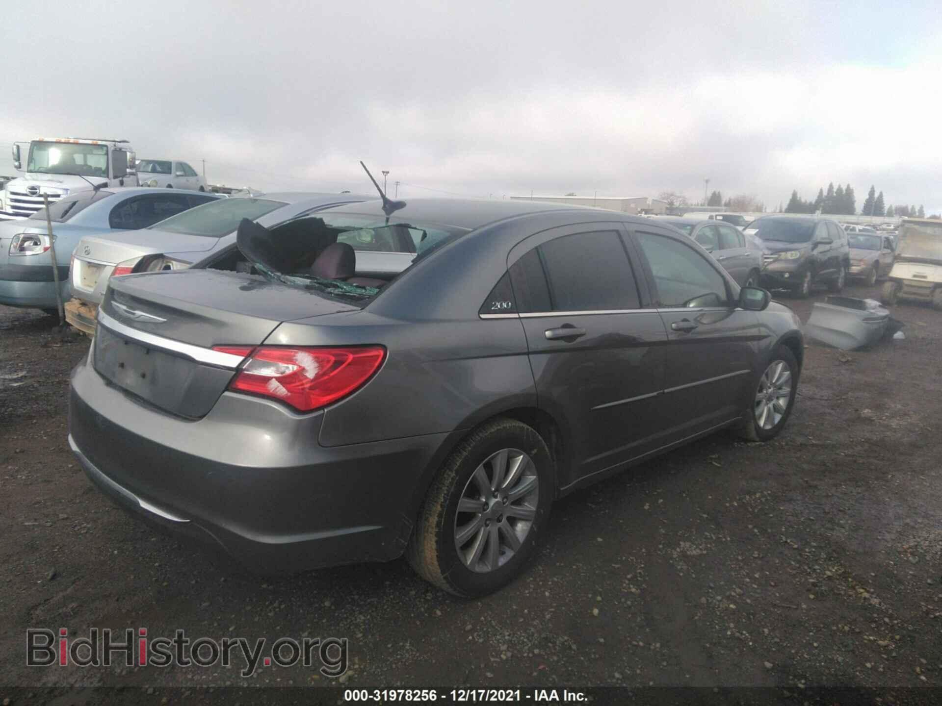 2012 CHRYSLER 200 - VIN: 1C3CCBBG4CN321870 - Фото 4