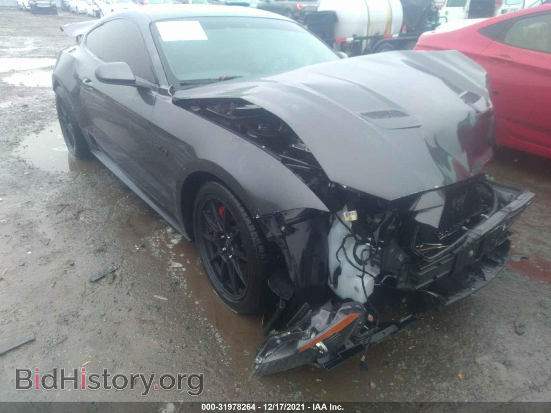 Photo 1FA6P8CF2J5145961 - FORD MUSTANG 2018