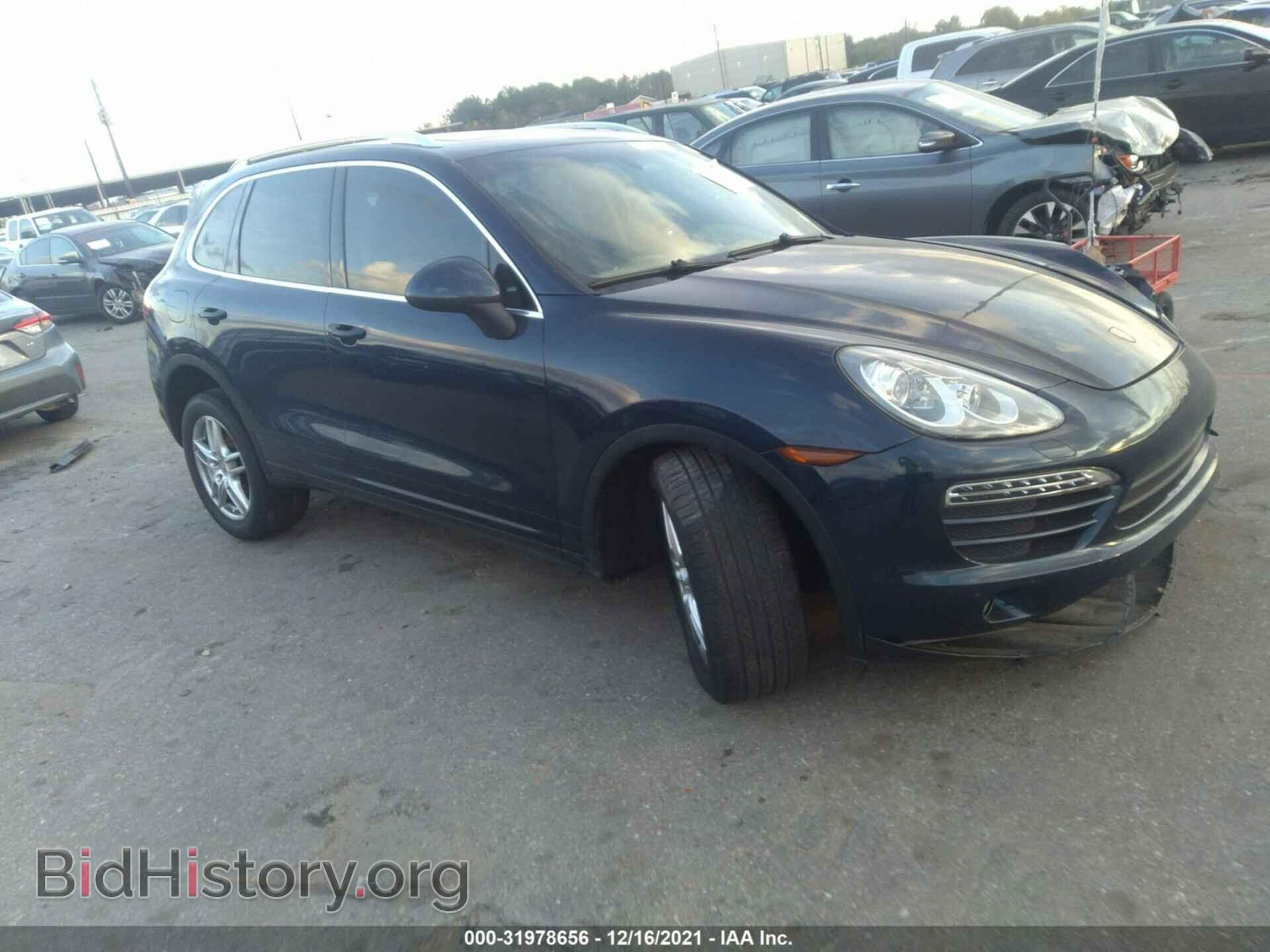 Фотография WP1AA2A22CLA07997 - PORSCHE CAYENNE 2012