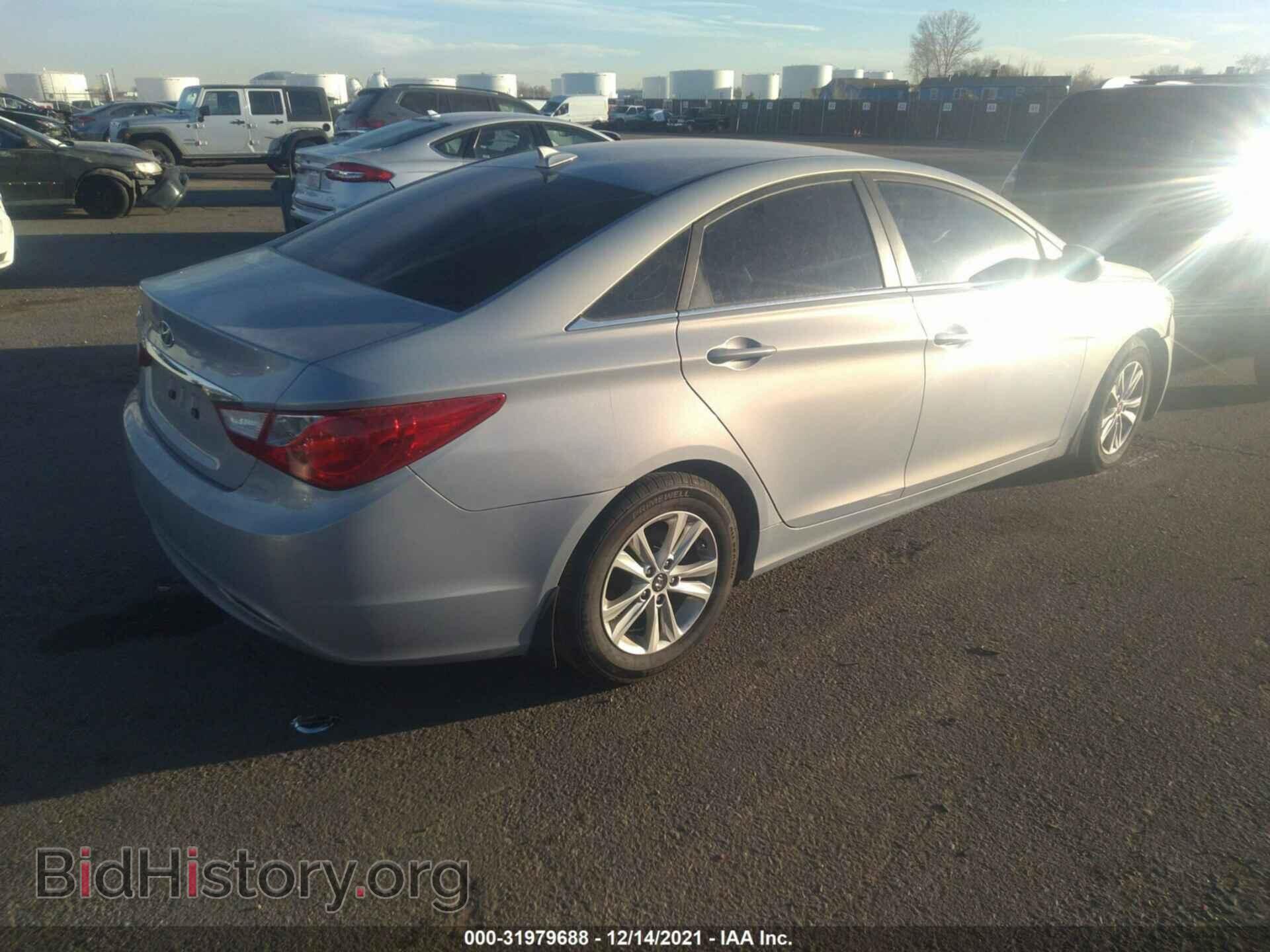 2012 HYUNDAI SONATA - VIN: 5NPEB4AC2CH410001 - Photo 4