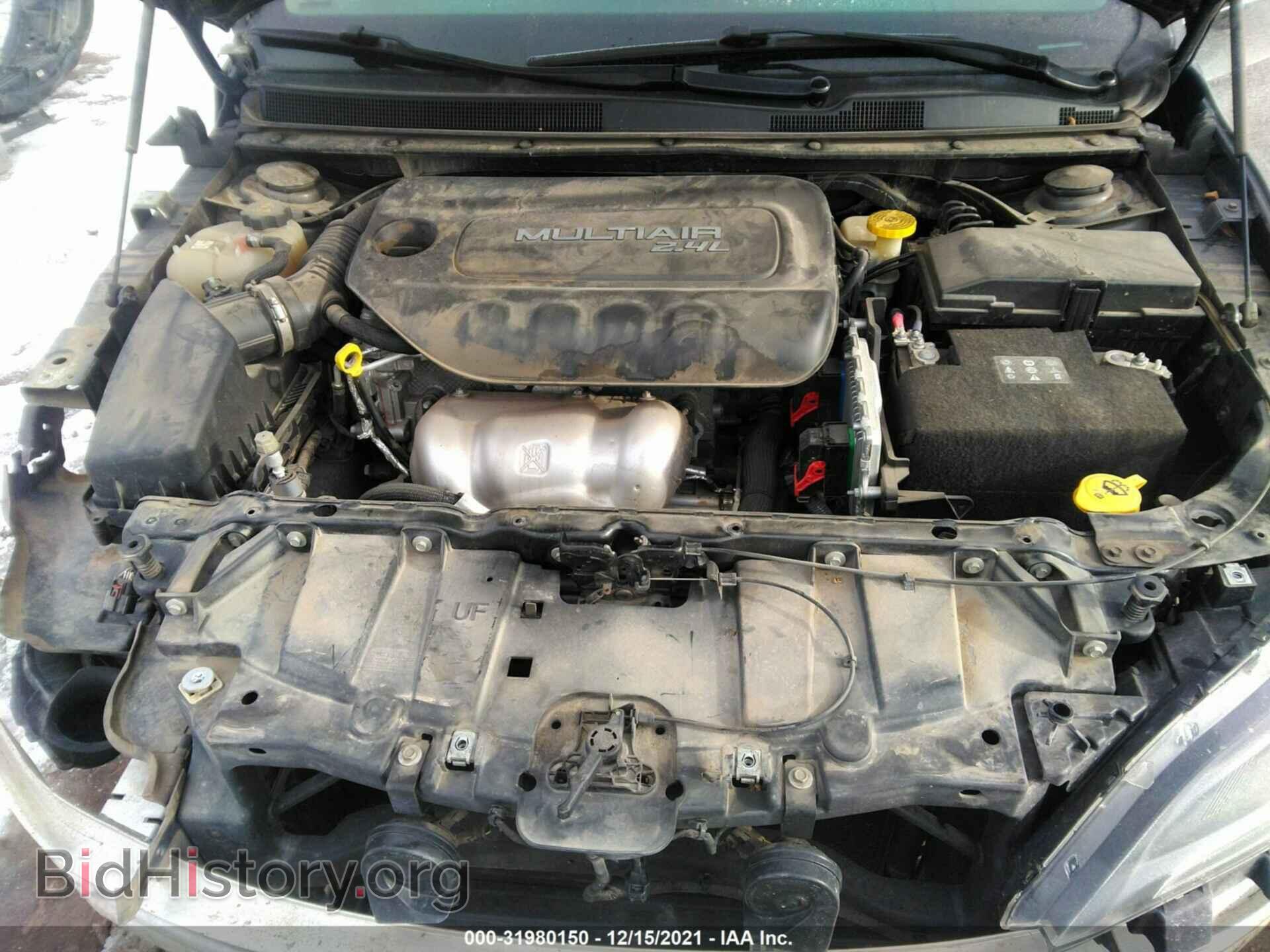 2016 CHRYSLER 200 - VIN: 1C3CCCABXGN169451 - Фото 10