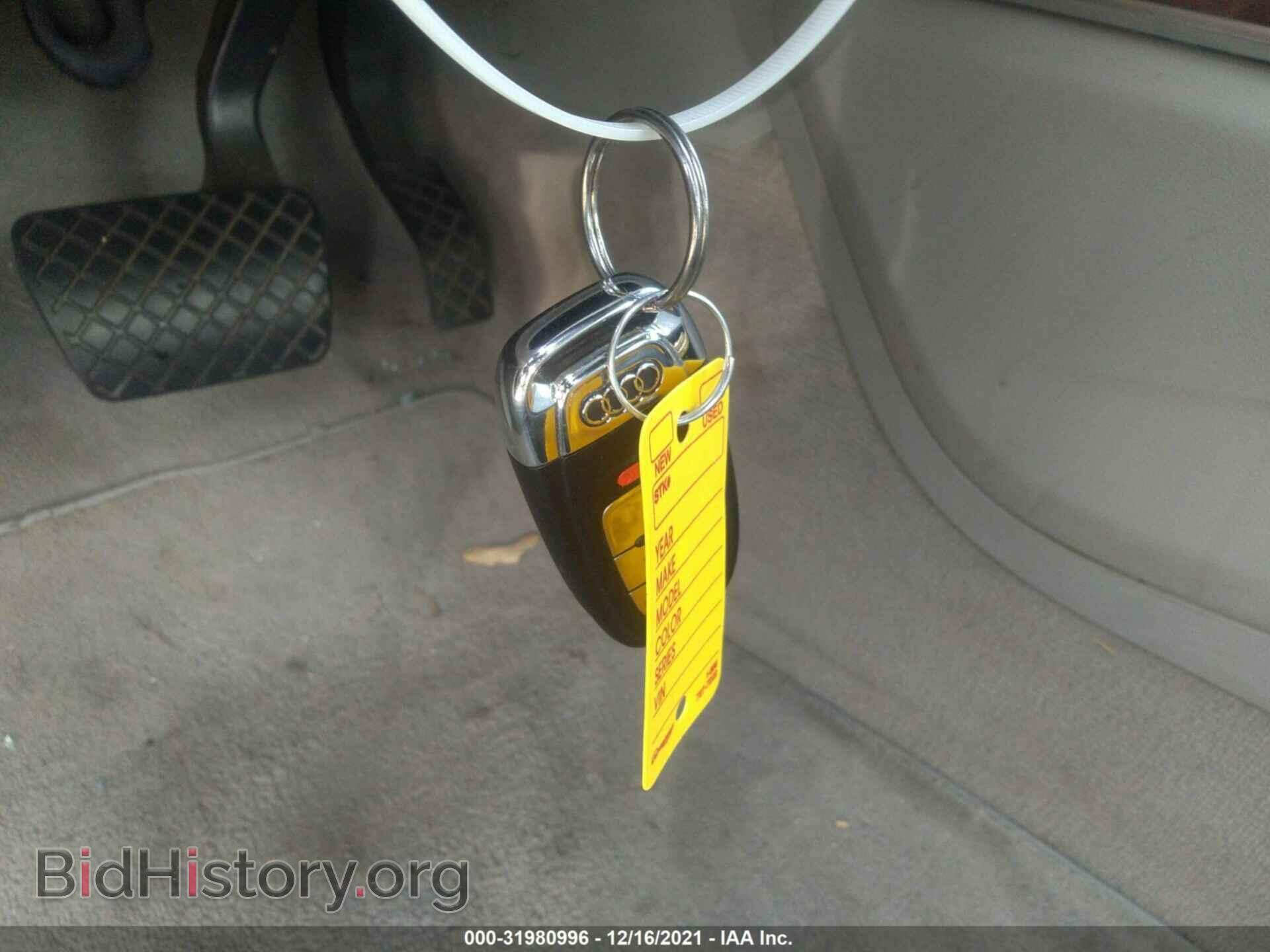2012 AUDI A6 - VIN: WAUDFAFC6CN089049 - Photo 11