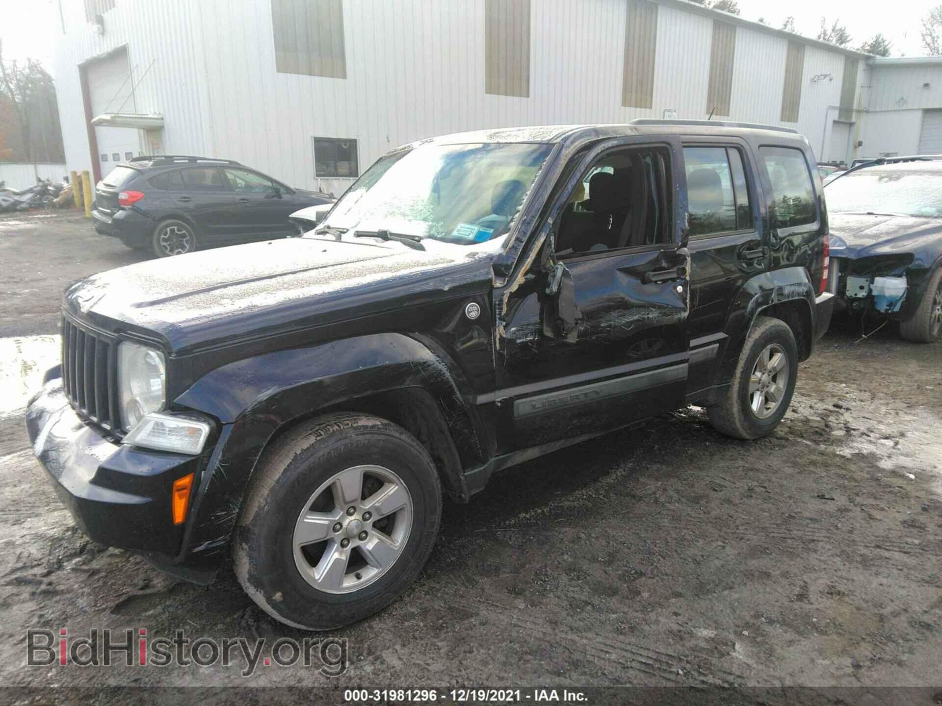 2011 JEEP LIBERTY - VIN: 1J4PN2GK7BW577332 - Фото 2