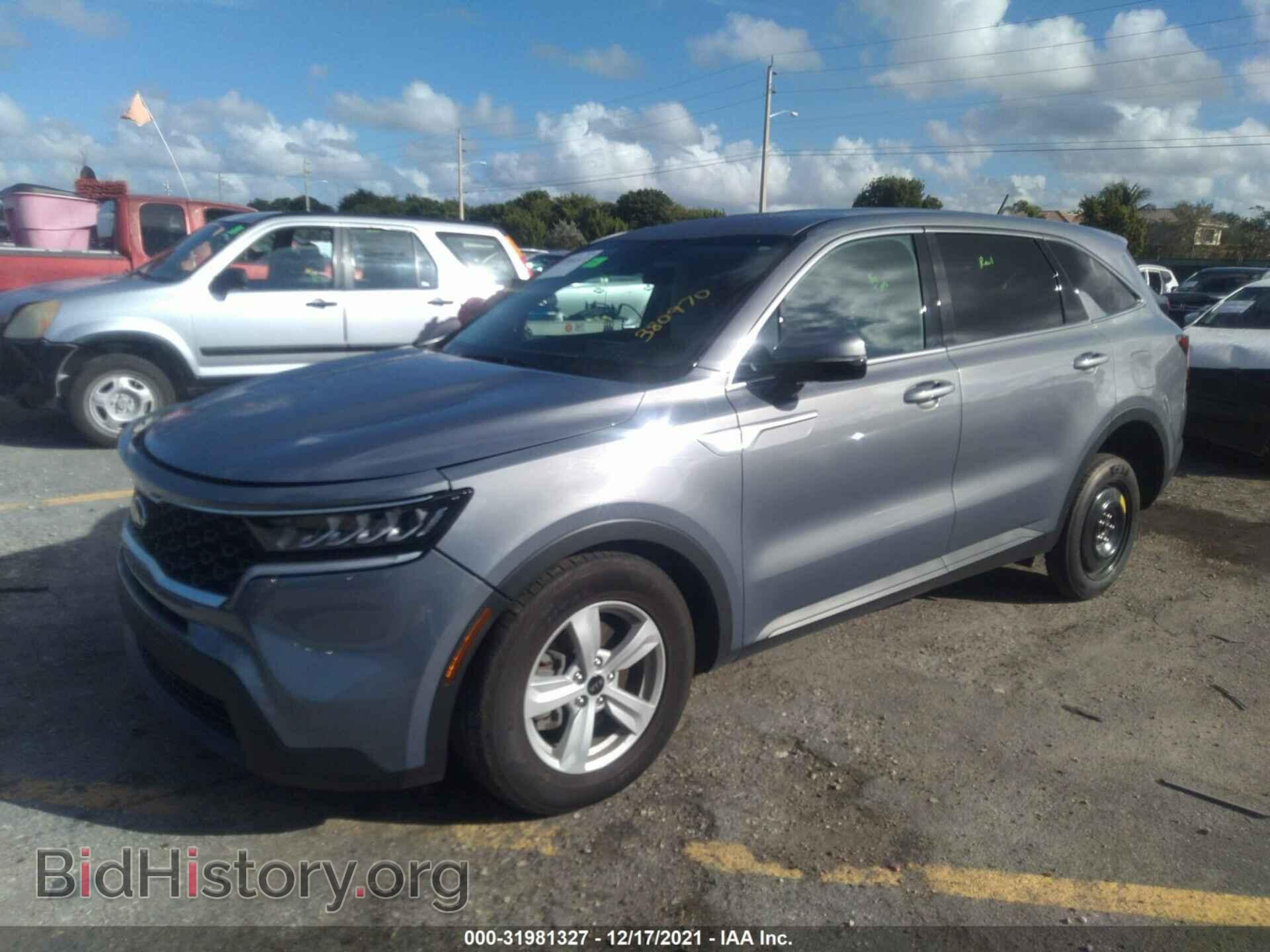 2021 KIA SORENTO - VIN: 5XYRG4LC7MG061037 - Фото 2