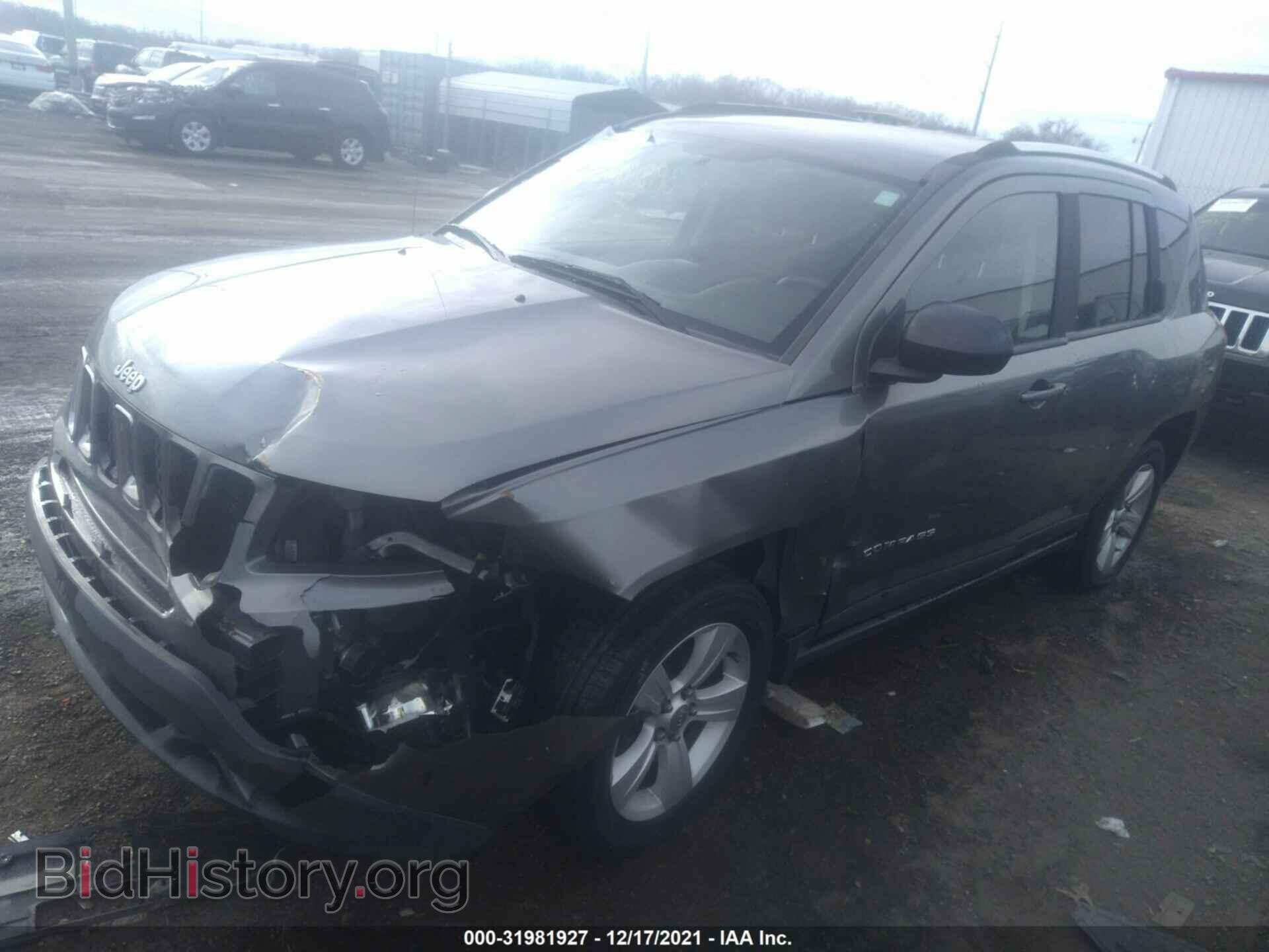 2011 JEEP COMPASS - VIN: 1J4NF1FB0BD244773 - Фото 2